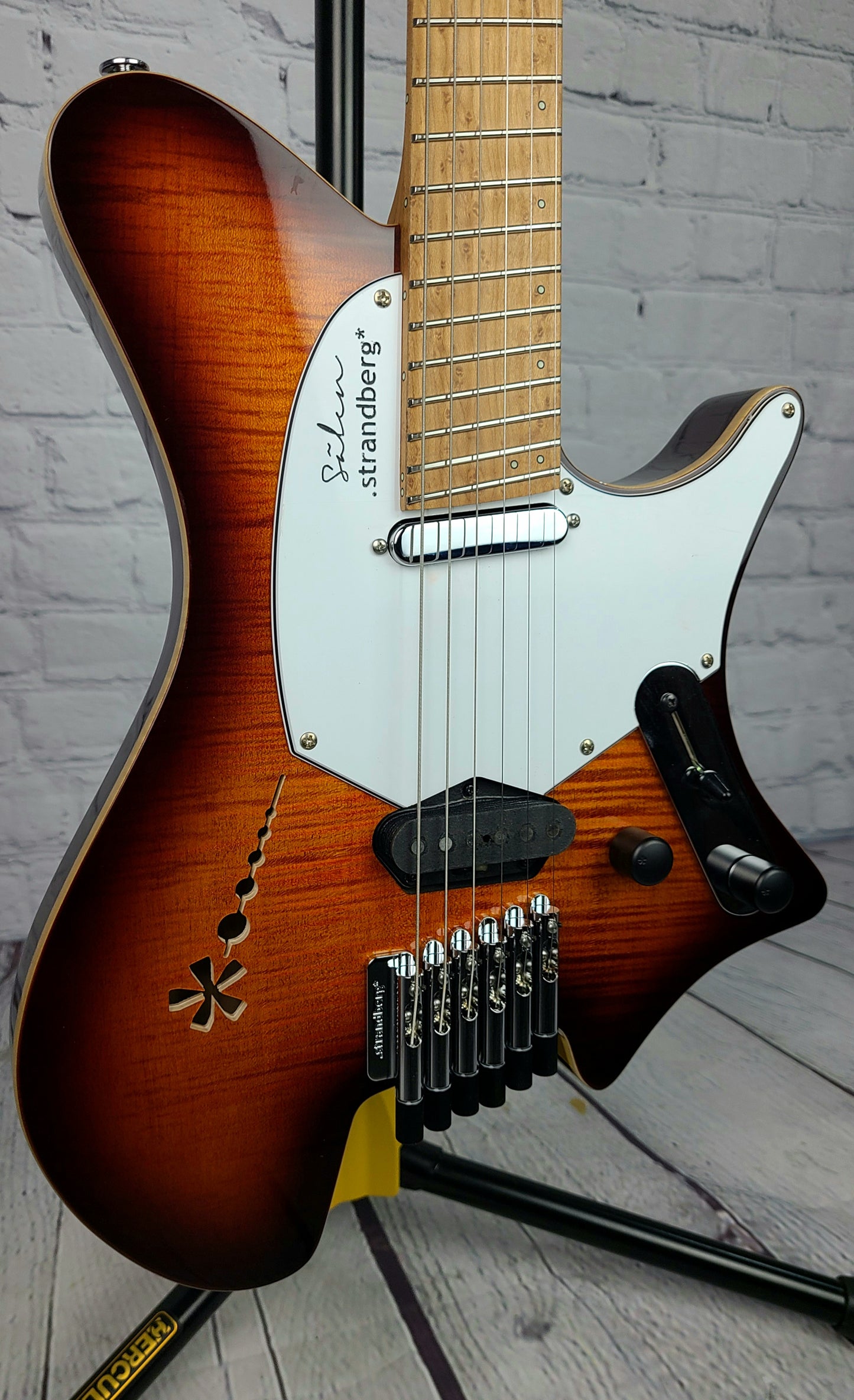 Strandberg Salen Deluxe Vintage Burst Semi-Hollow