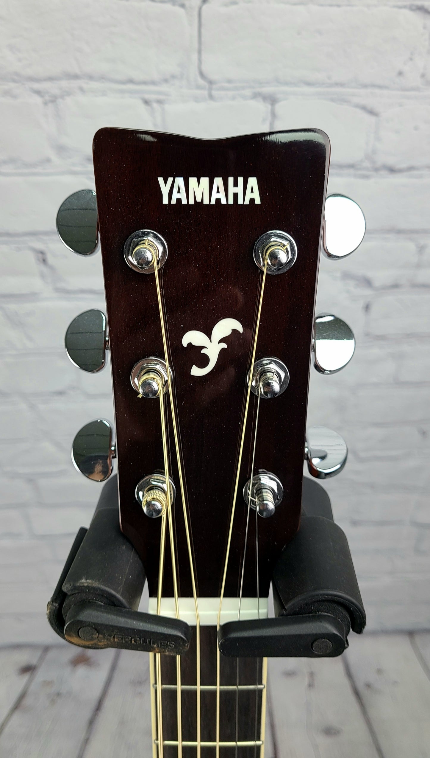 Yamaha FGC-TA TransAcoustic VT Vintage Tint