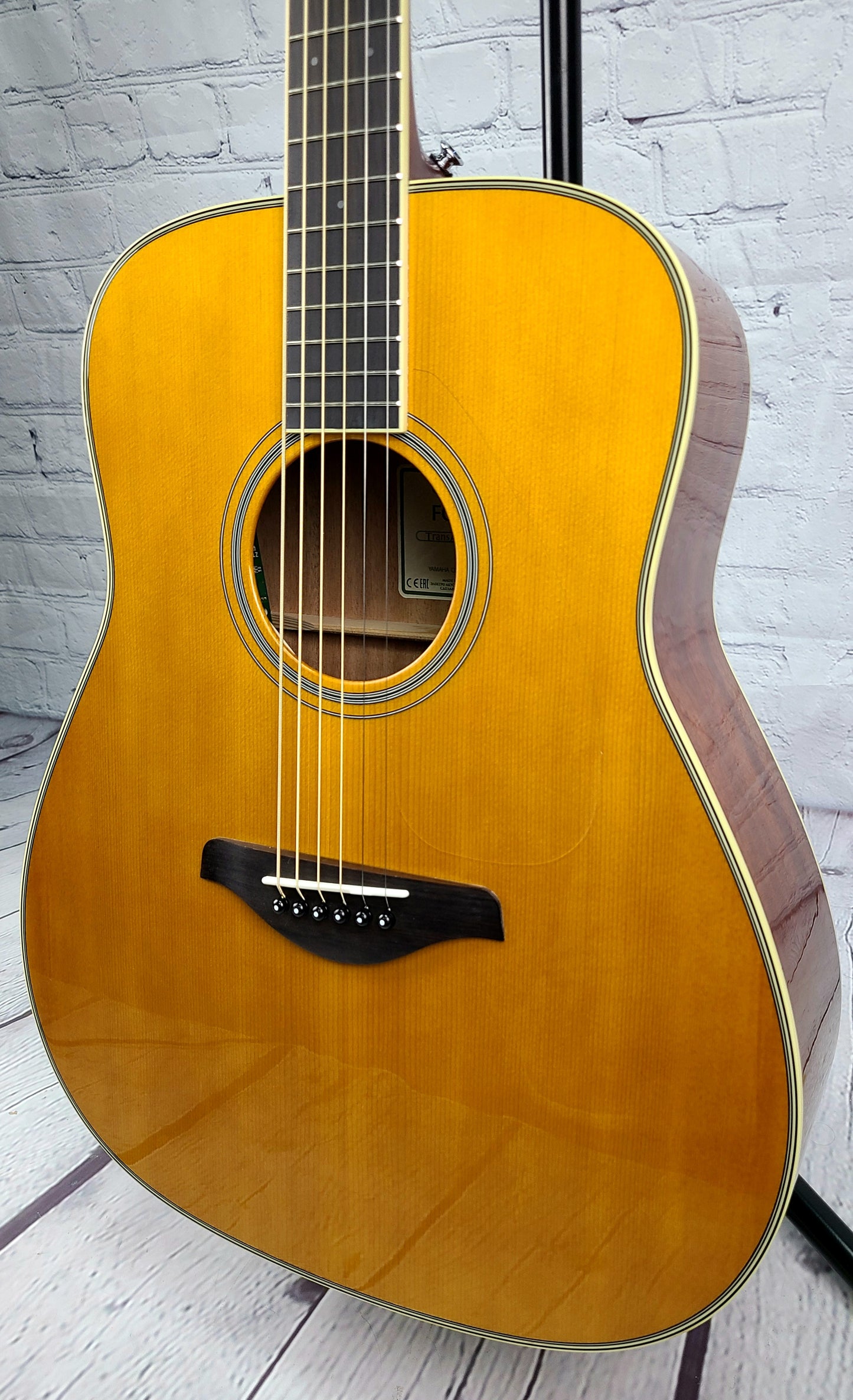 Yamaha FG-TA VT TransAcoustic Vintage Tint Electric Acoustic Guitar