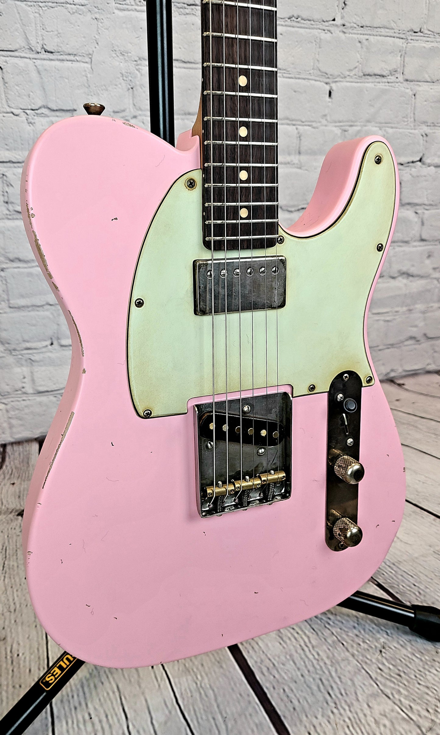 LSL Instruments Tbone One H/S Shell Pink Medium Relic Roasted Maple Neck