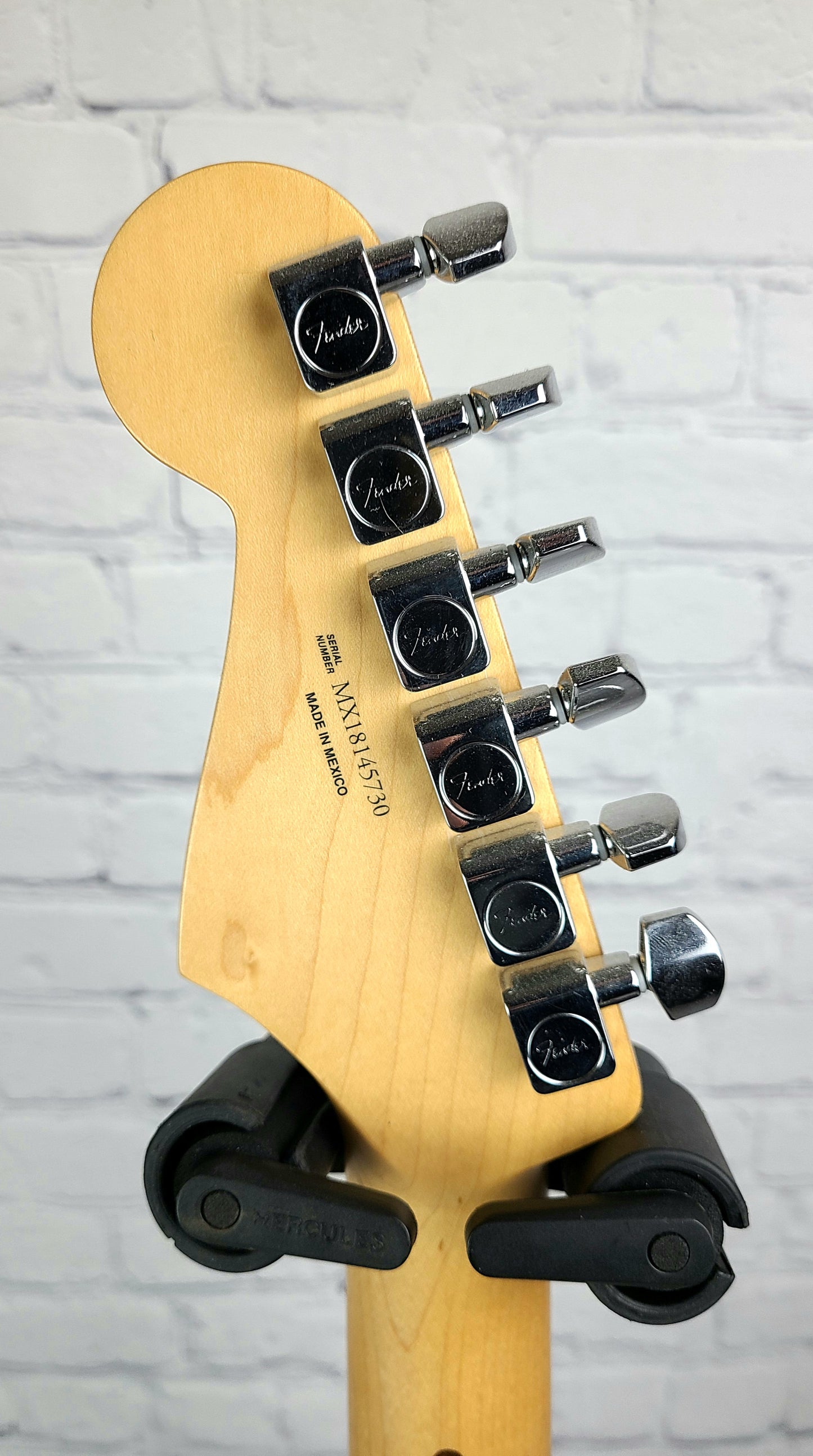 USED Fender Player Stratocaster Black Maple Fretboard c/w Hardshell Case 2018