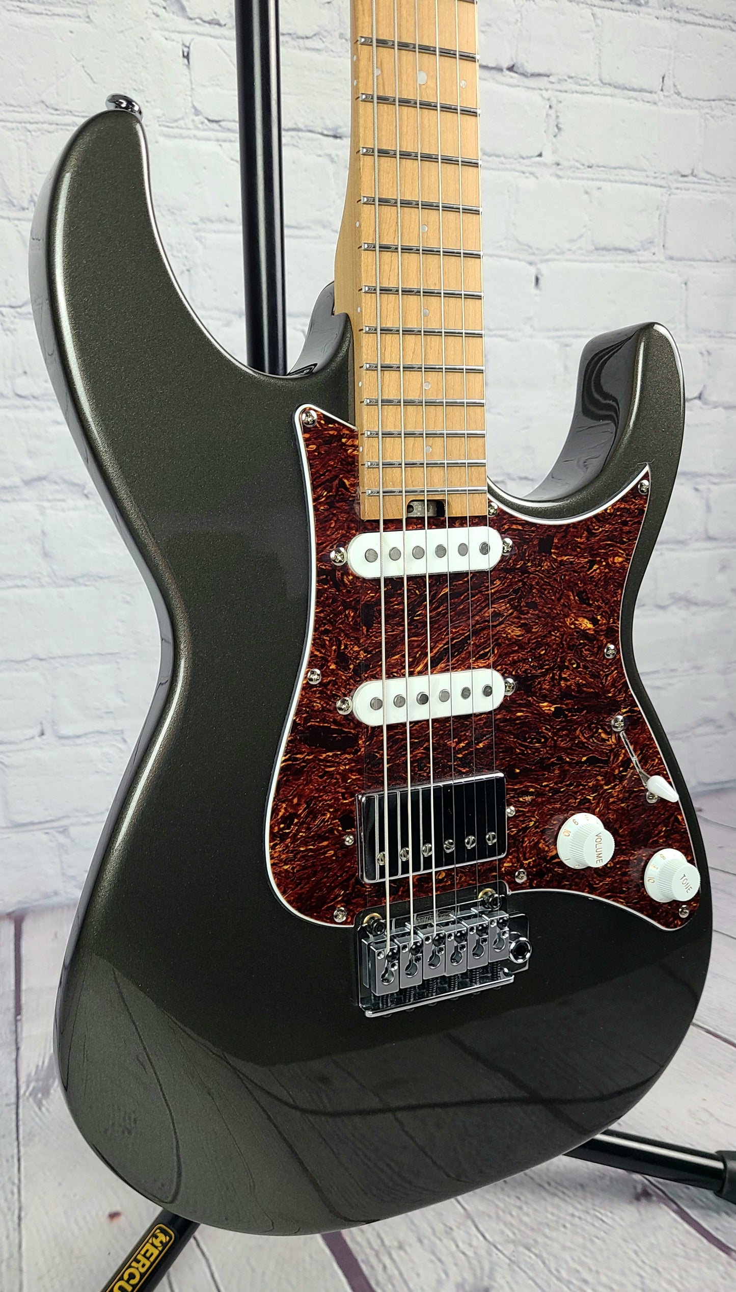 Balaguer Select Toro Classic HSS Roasted Maple Electric Guitar Charcoal Frost