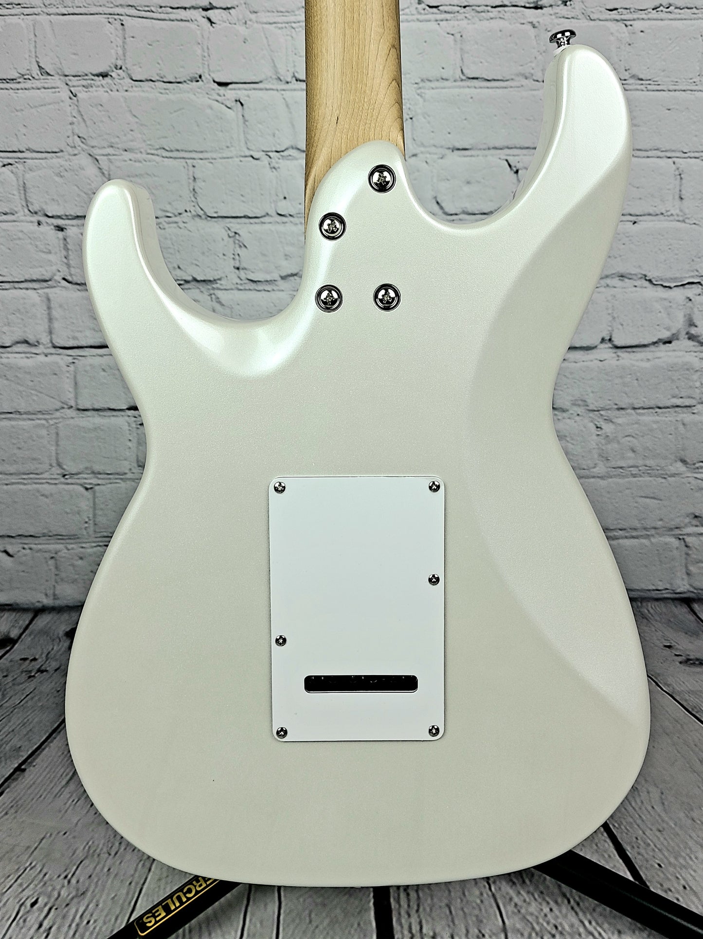 Balaguer Select Toro Classic HSS Roasted Maple Electric Guitar Metallic White