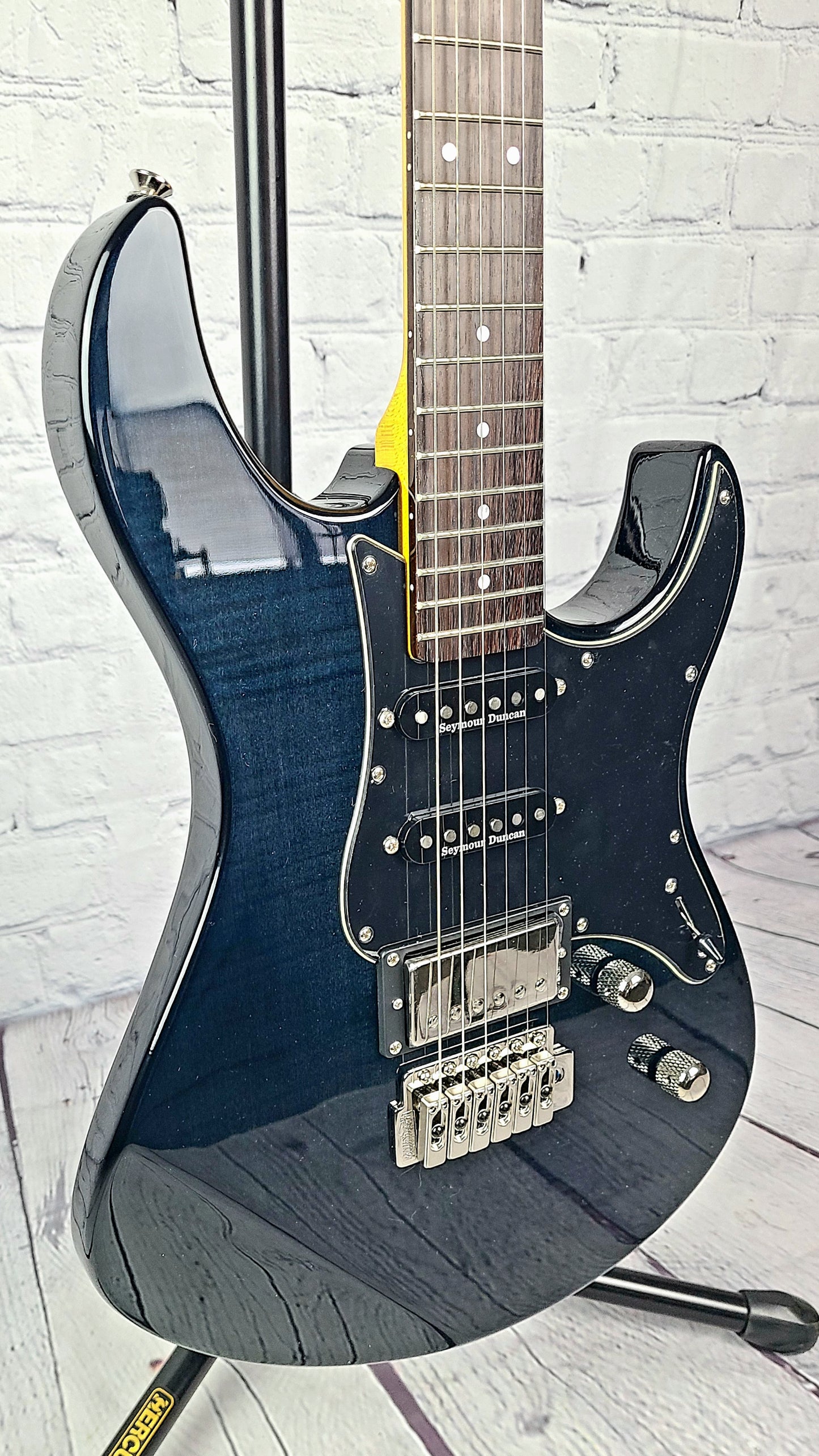 Yamaha Pacifica PAC612VIIFM Electric Guitar Matte Translucent Black Flame Maple
