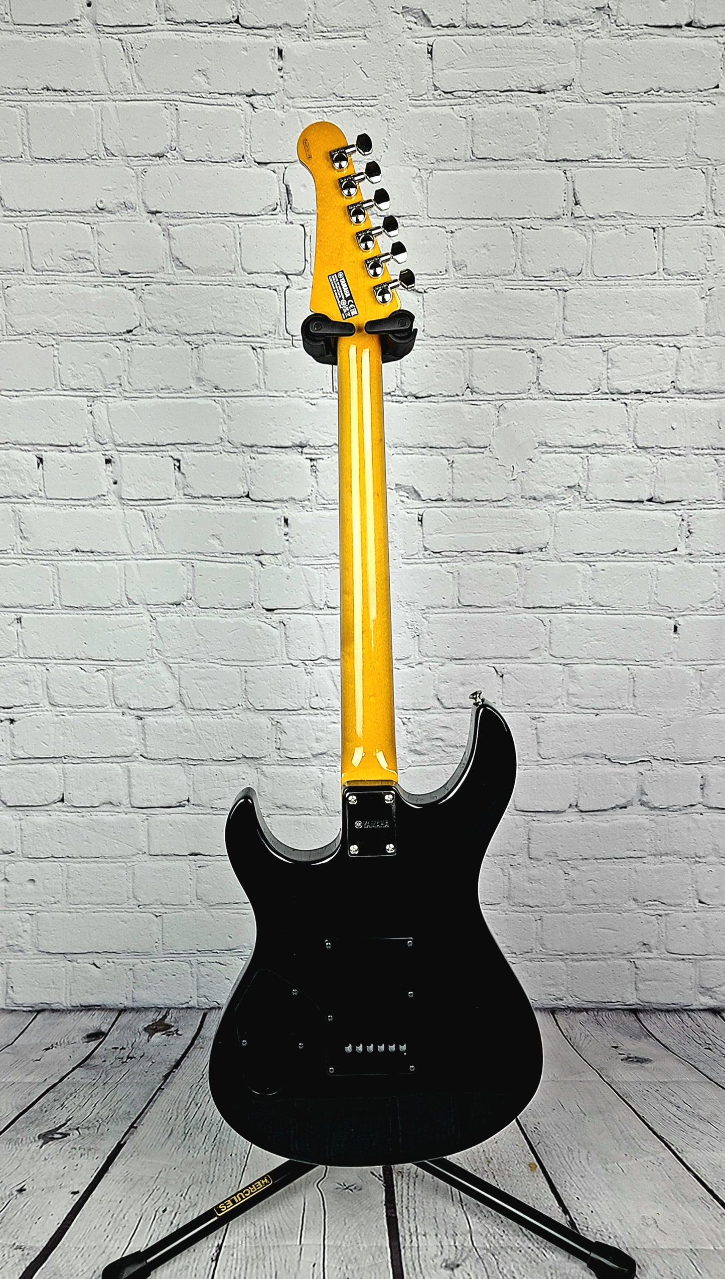 Yamaha Pacifica PAC612VIIFM Electric Guitar Matte Translucent Black Flame Maple