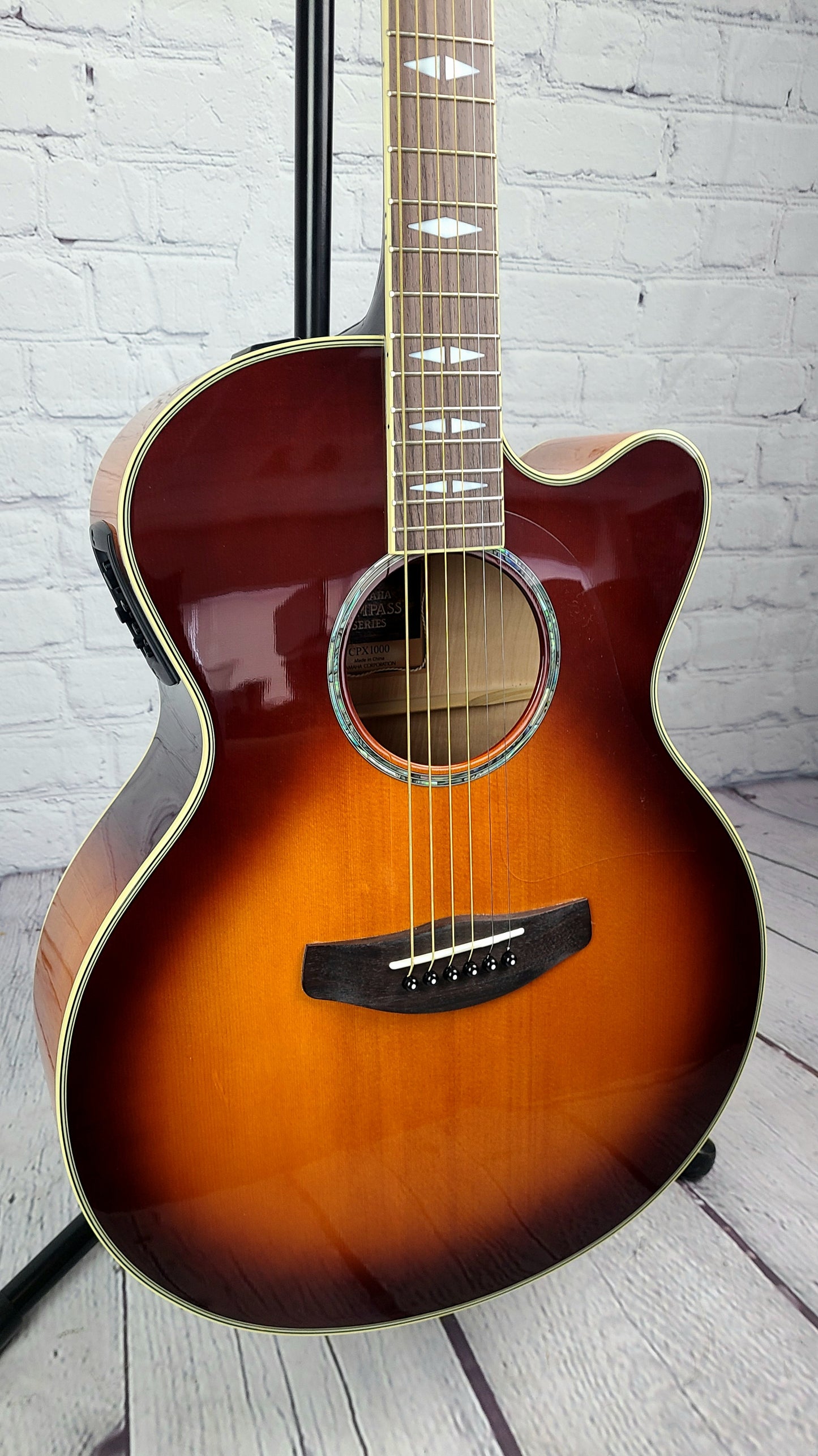 Yamaha CPX-1000 Electric Acoustic Guitar Brown Sunburst