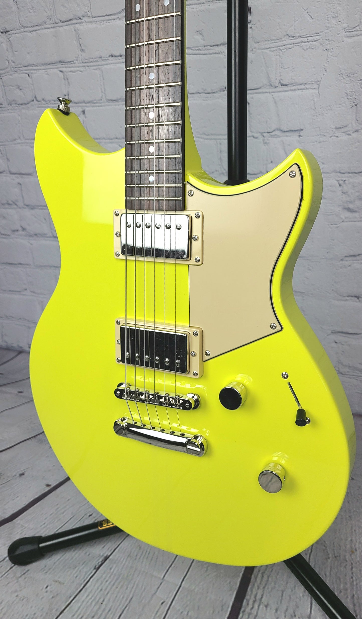 Yamaha Revstar II Element RSE20 NY Neon Yellow Electric Guitar