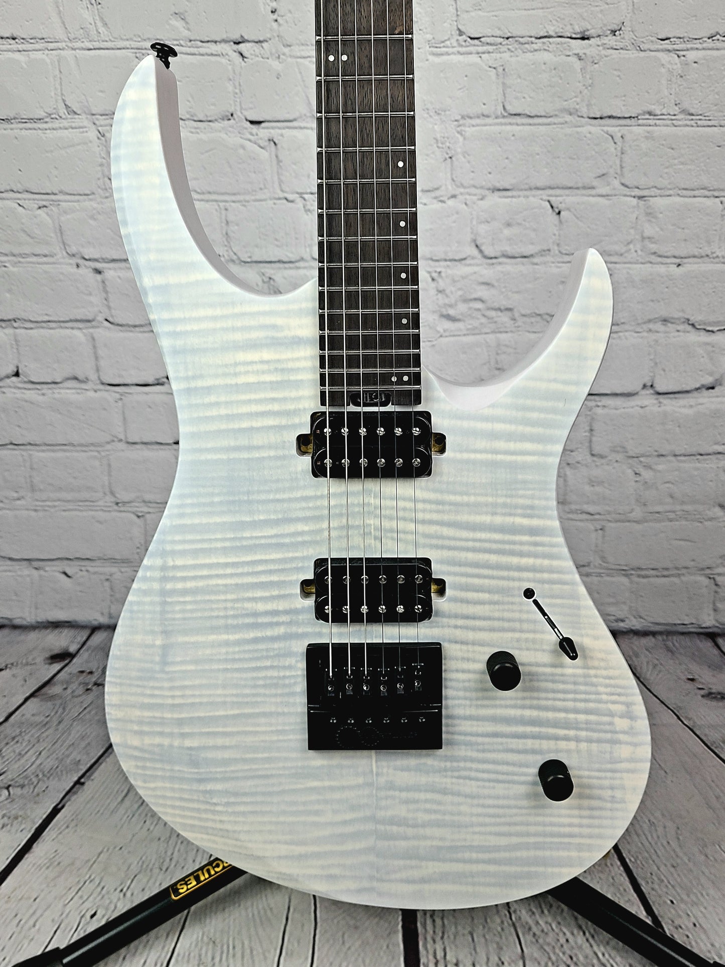 Balaguer Standard Diablo Electric Guitar Trans White Evertune