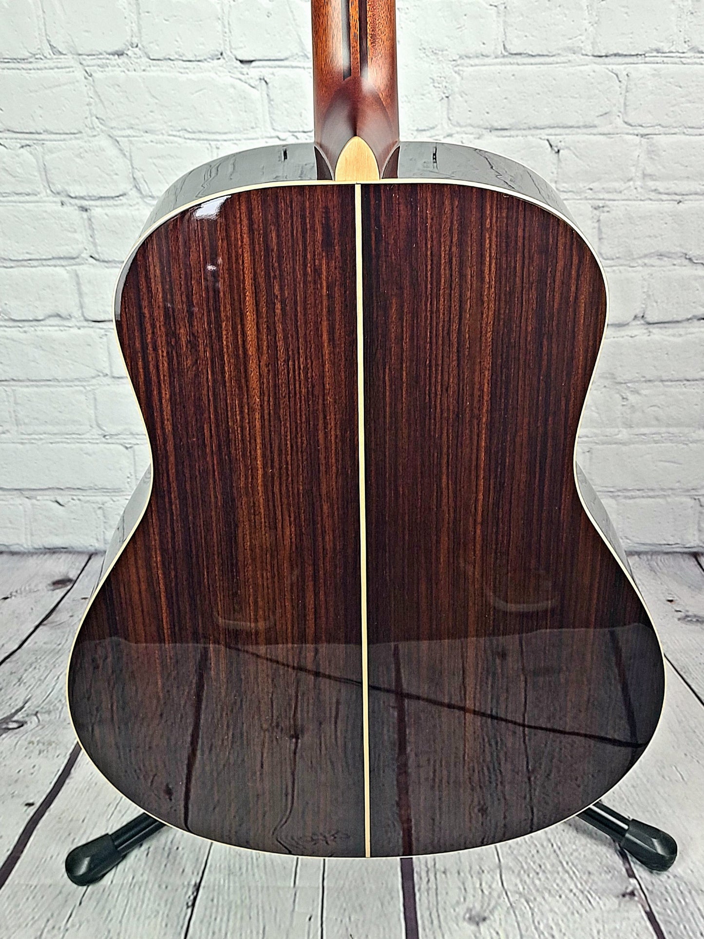 Yamaha LL16D Deluxe Solid Rosewood Electric Acoustic Natural