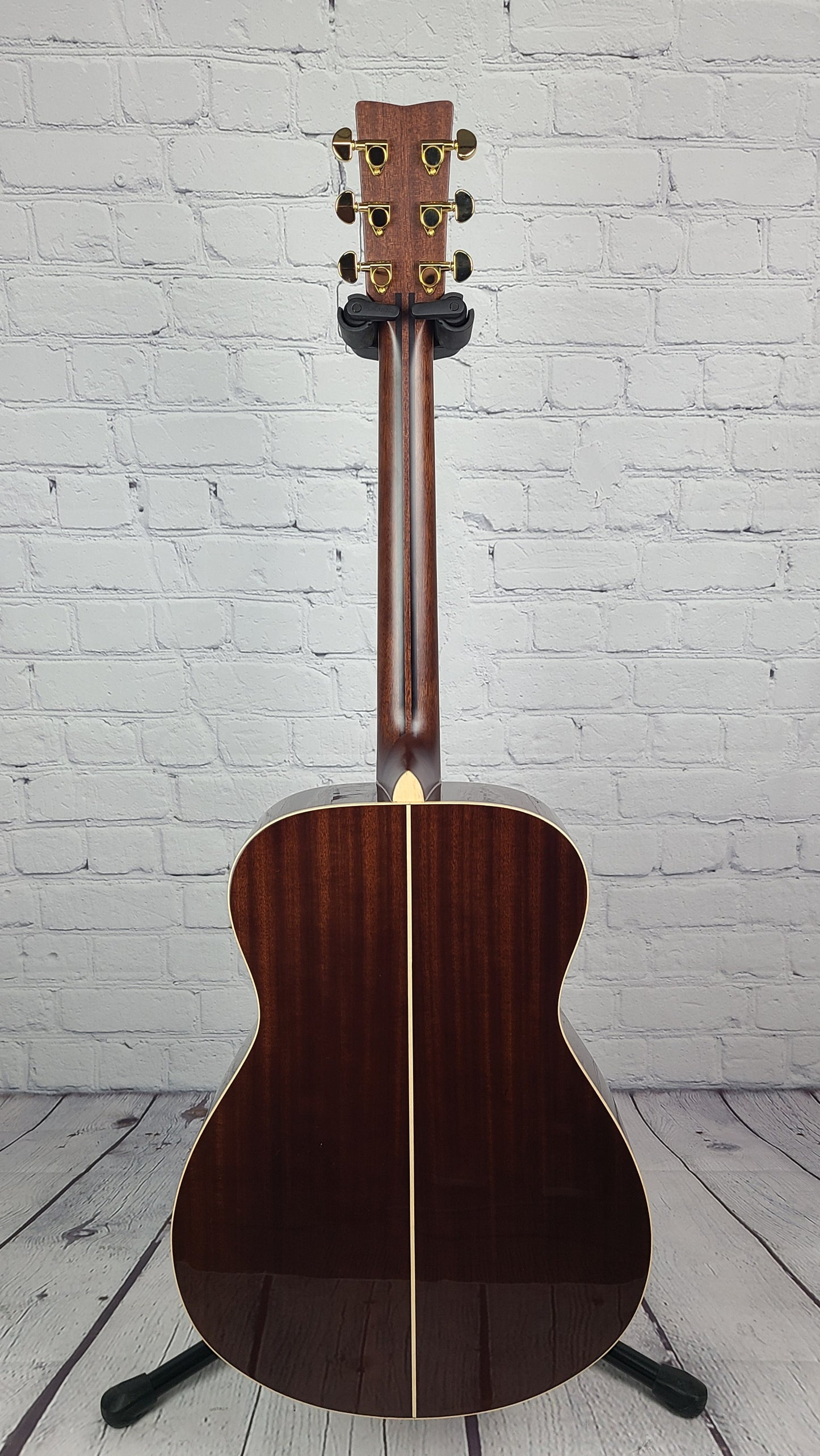 Yamaha LS16M ARE Concert Acoustic Guitar Vintage Tint Mahogany