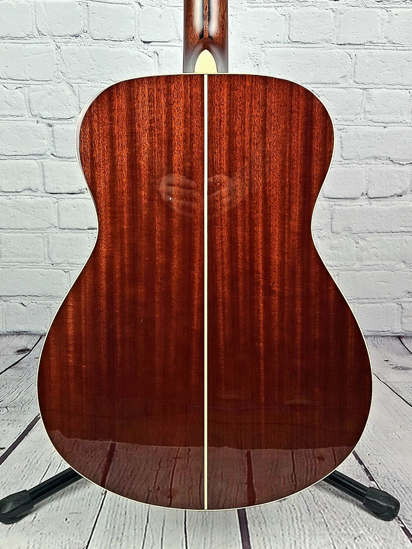 Yamaha LS16M ARE Concert Acoustic Guitar Vintage Tint Mahogany