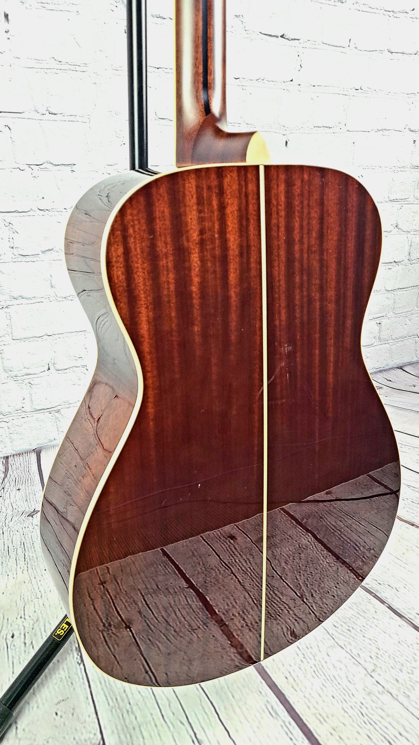 Yamaha LS16M ARE Concert Acoustic Guitar Vintage Tint Mahogany