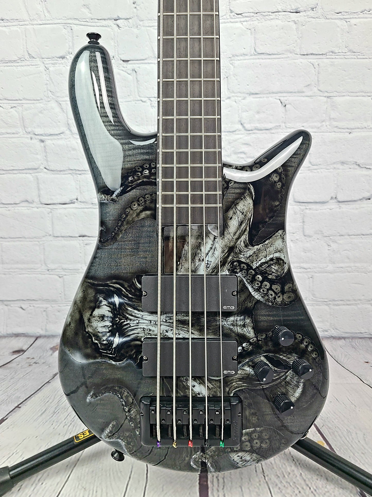 USED Spector Euro 5 LE 5 String Bass Guitar Squid Limited Edition Darkglass EMG