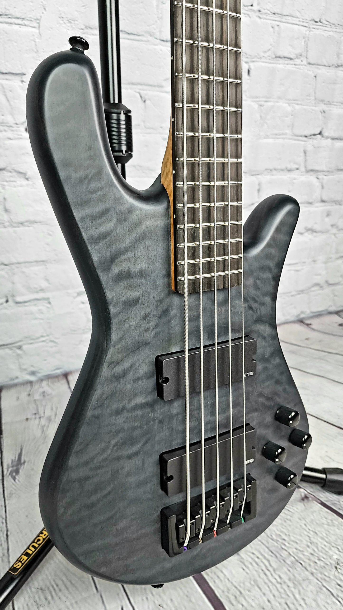 Spector NS Pulse II 5 String Bass Charcoal Black Satin Quilt Maple