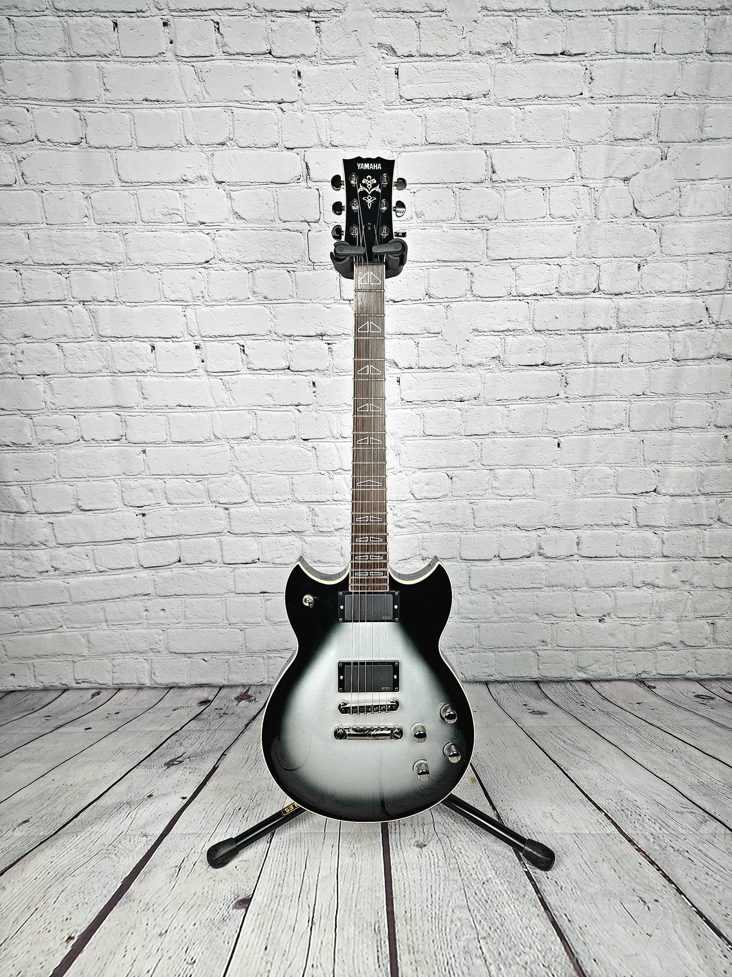 Yamaha SG1280A SLB Electric Guitar Silver Burst Made In Japan