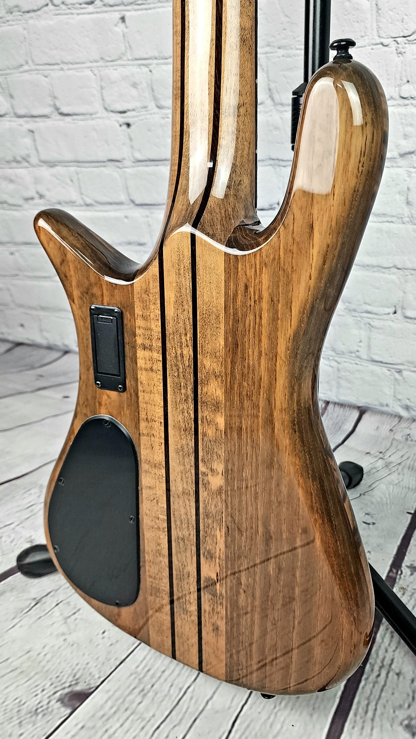 Spector NS Dimension 5 String Multiscale Bass Super Faded Black Gloss