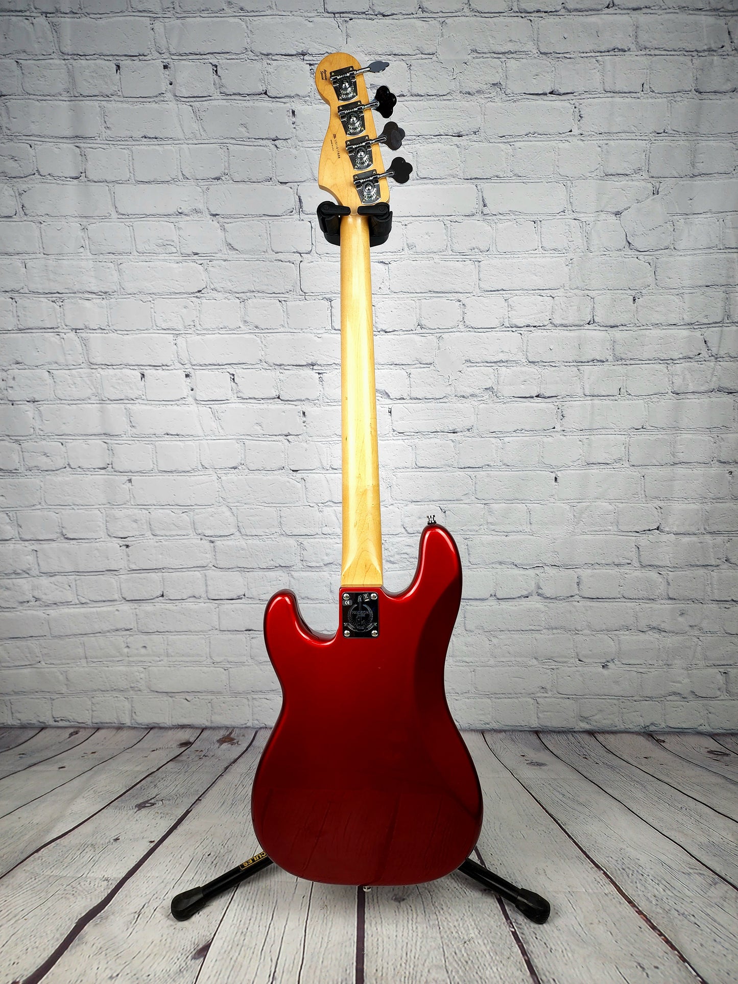 USED Fender American Special Precision Bass Candy Apple Red 2011