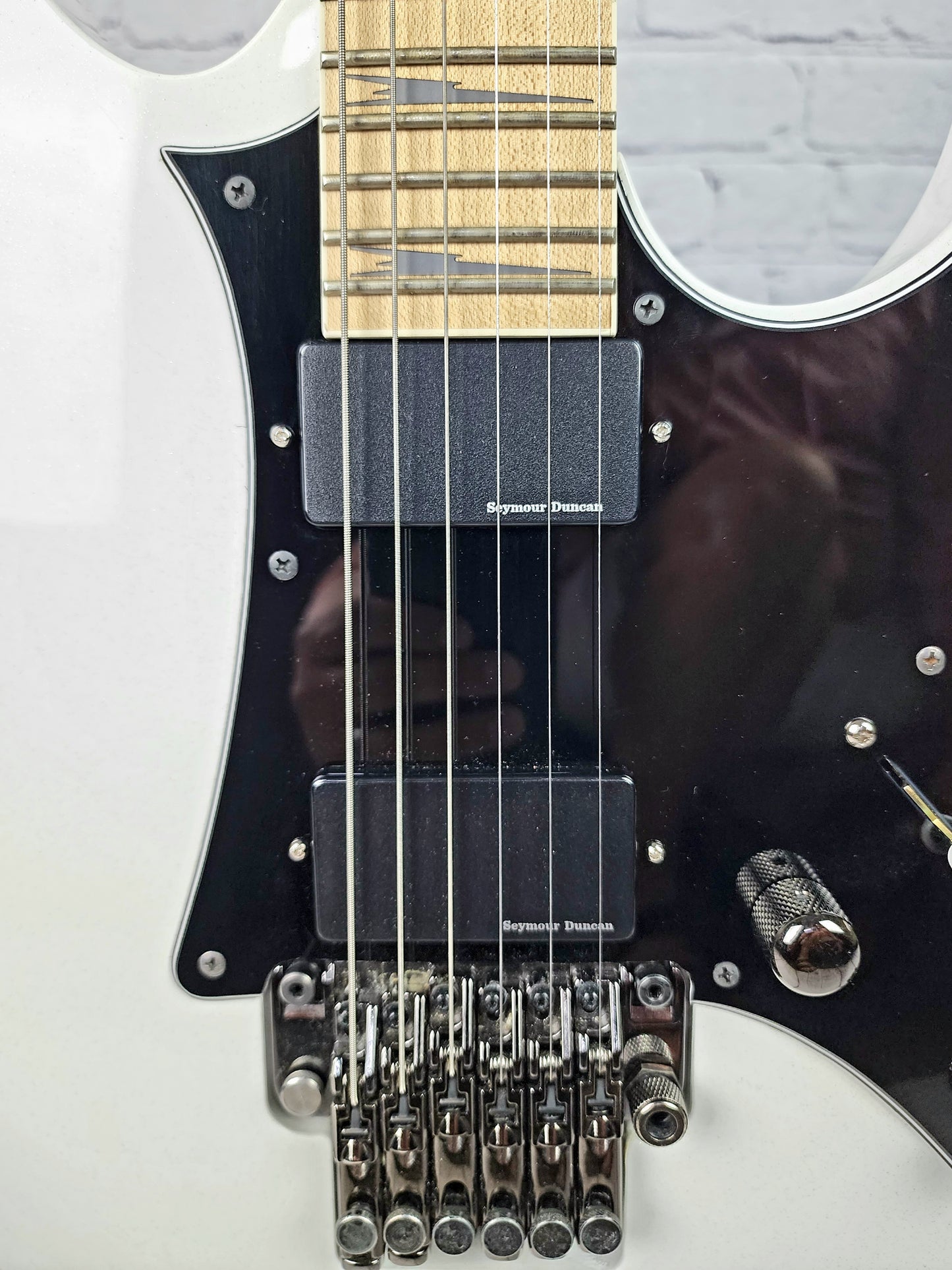 USED Ibanez Prestige RG3550MZ Galaxy White Seymour Duncan Blackouts Electric Guitar