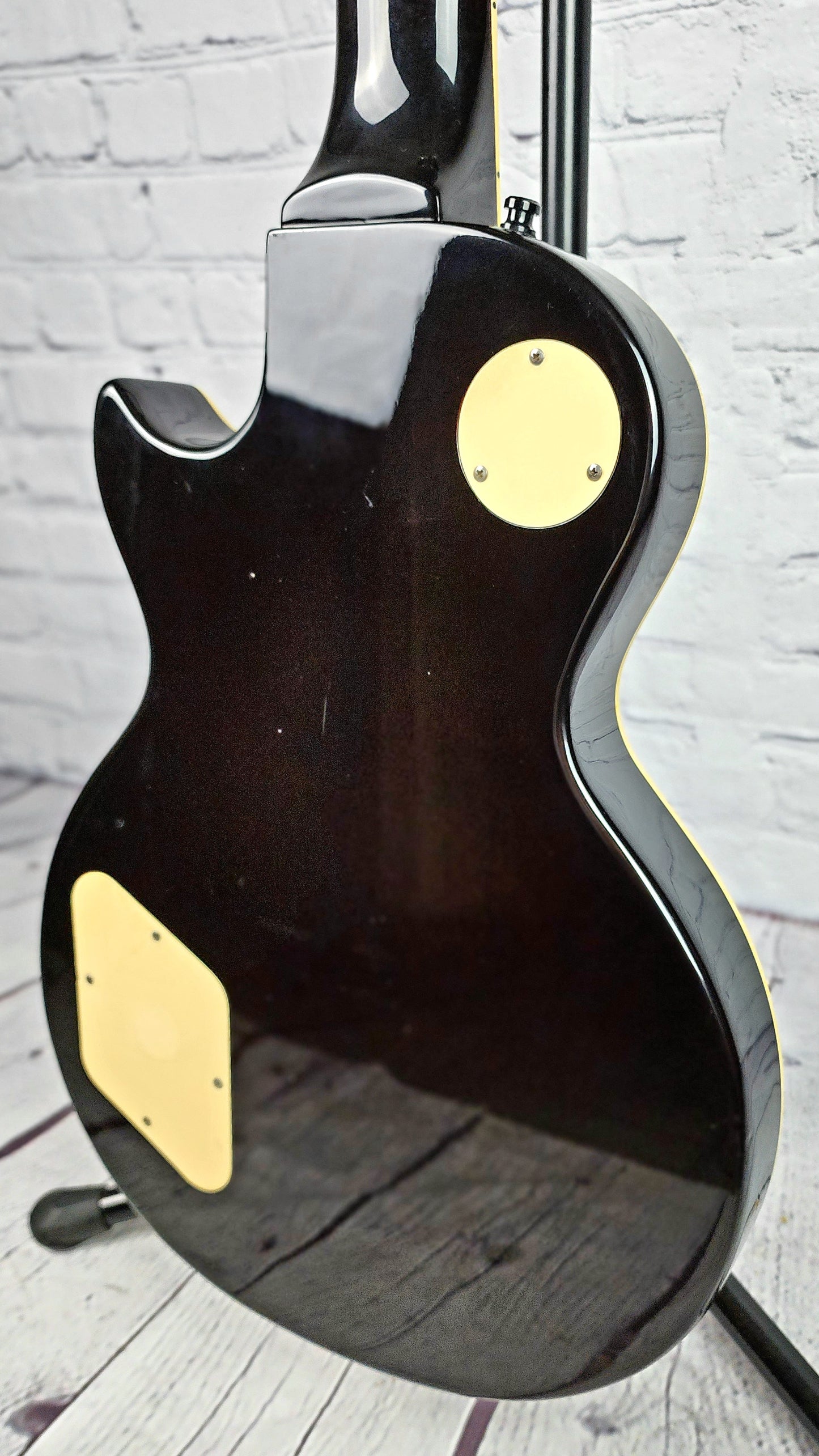 USED Epiphone Les Paul Classic 7 String Electric Guitar w/Hardshell Case