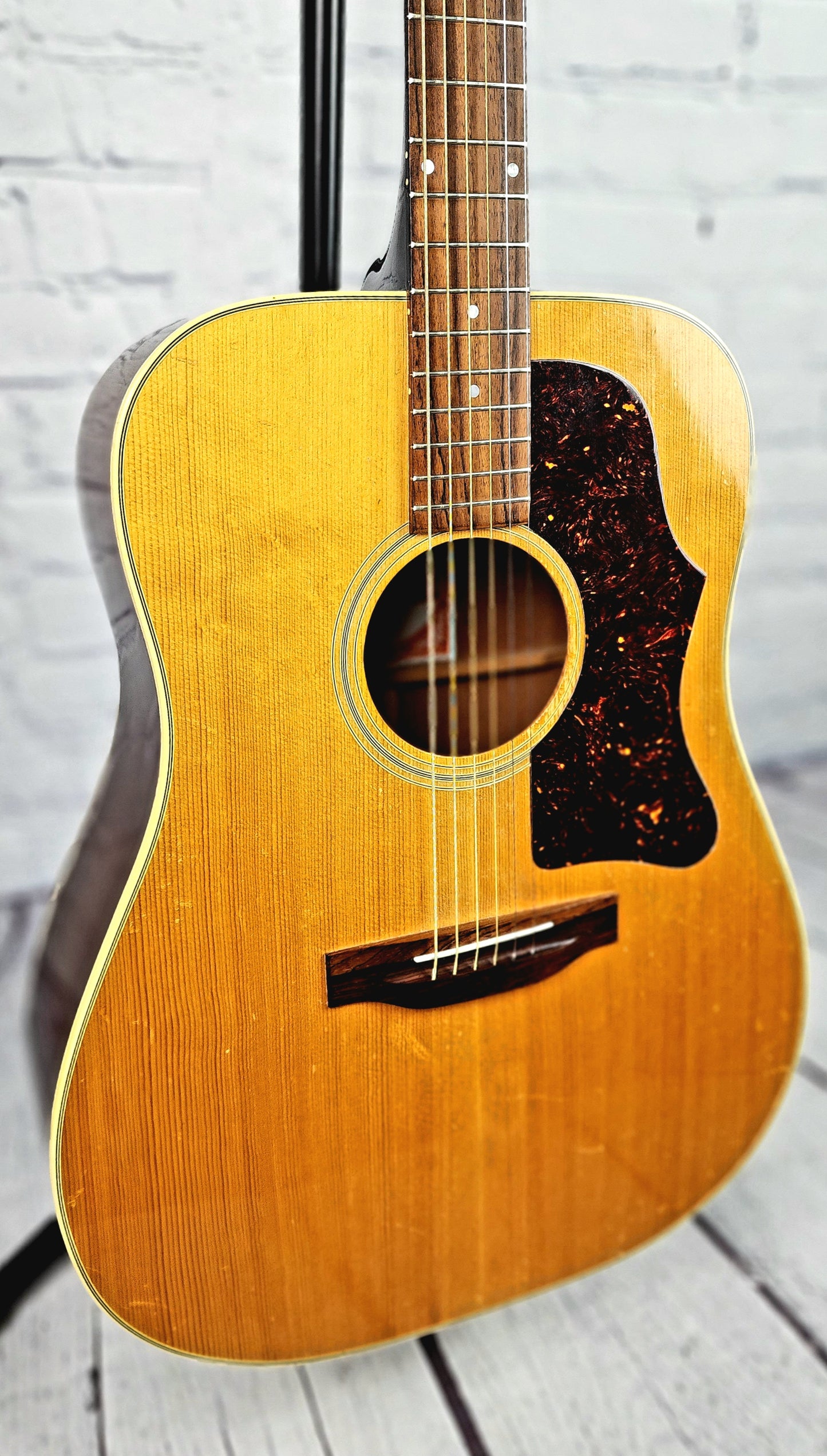 USED Gibson J-40 Acoustic Guitar 1977 Dreadnaught w/Original Case