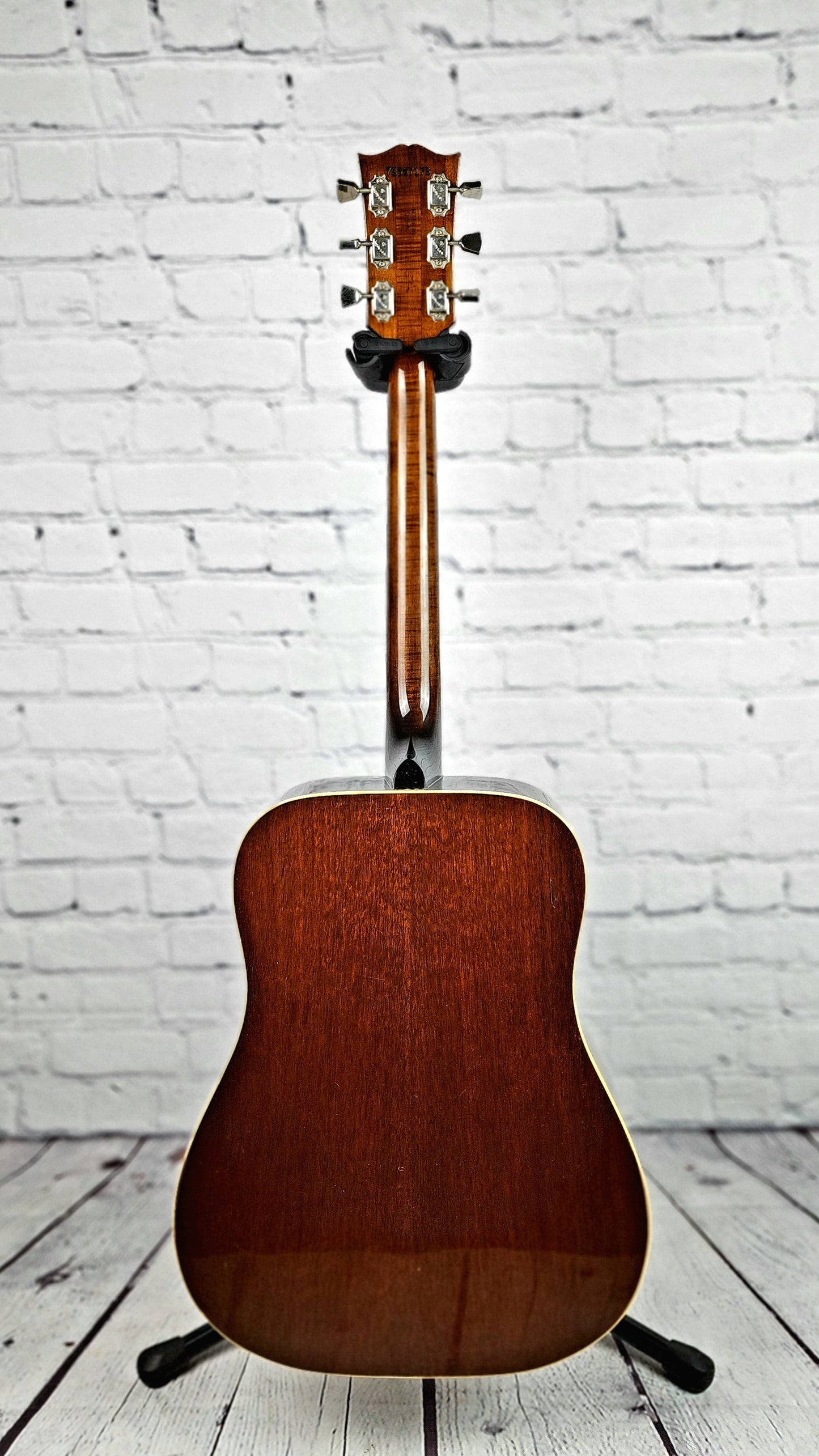 USED Gibson J-40 Acoustic Guitar 1977 Dreadnaught w/Original Case