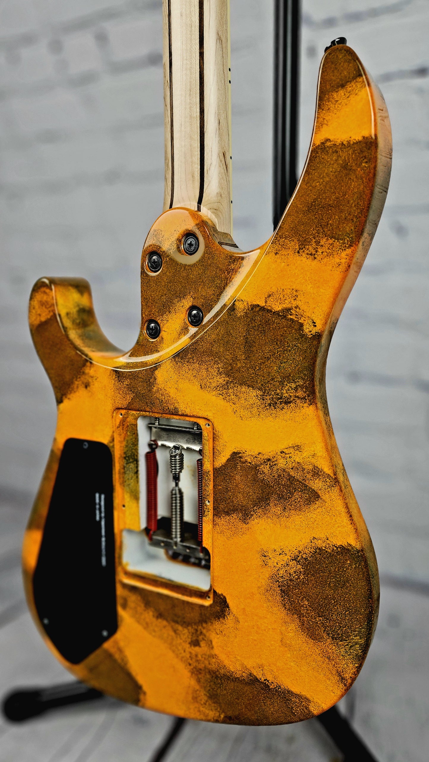 USED Caparison Horus M3 EF Electric Guitar Tiger's Eye