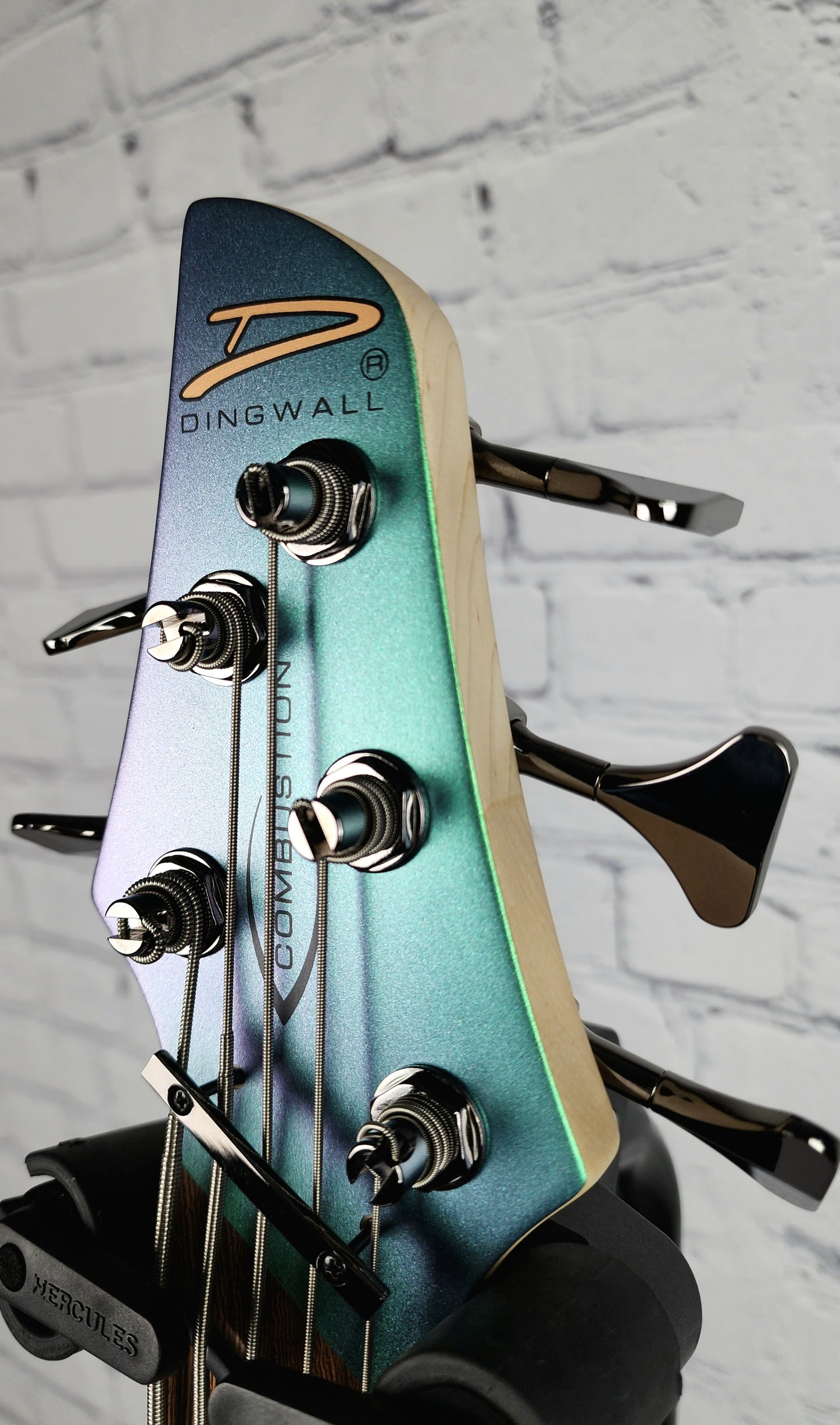 Dingwall Combustion Kyle Konkiel KK3 5 String Bass Guitar Green-to-Purple Color Shift