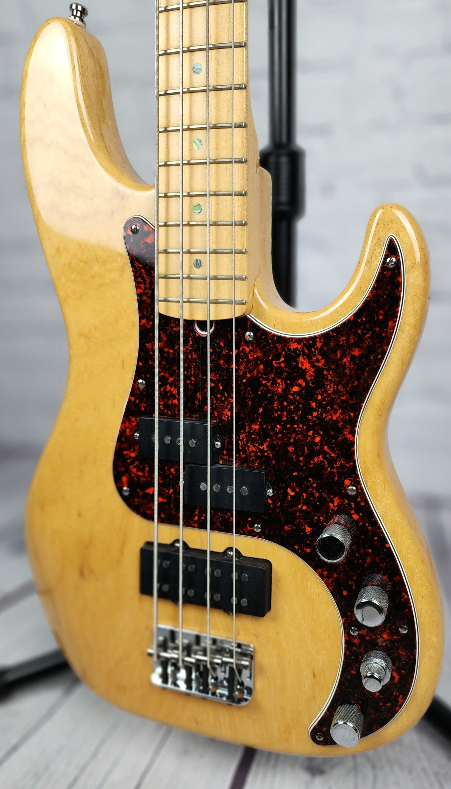 USED Fender American Deluxe Precision 4 String Bass PH Natural Ash 2002