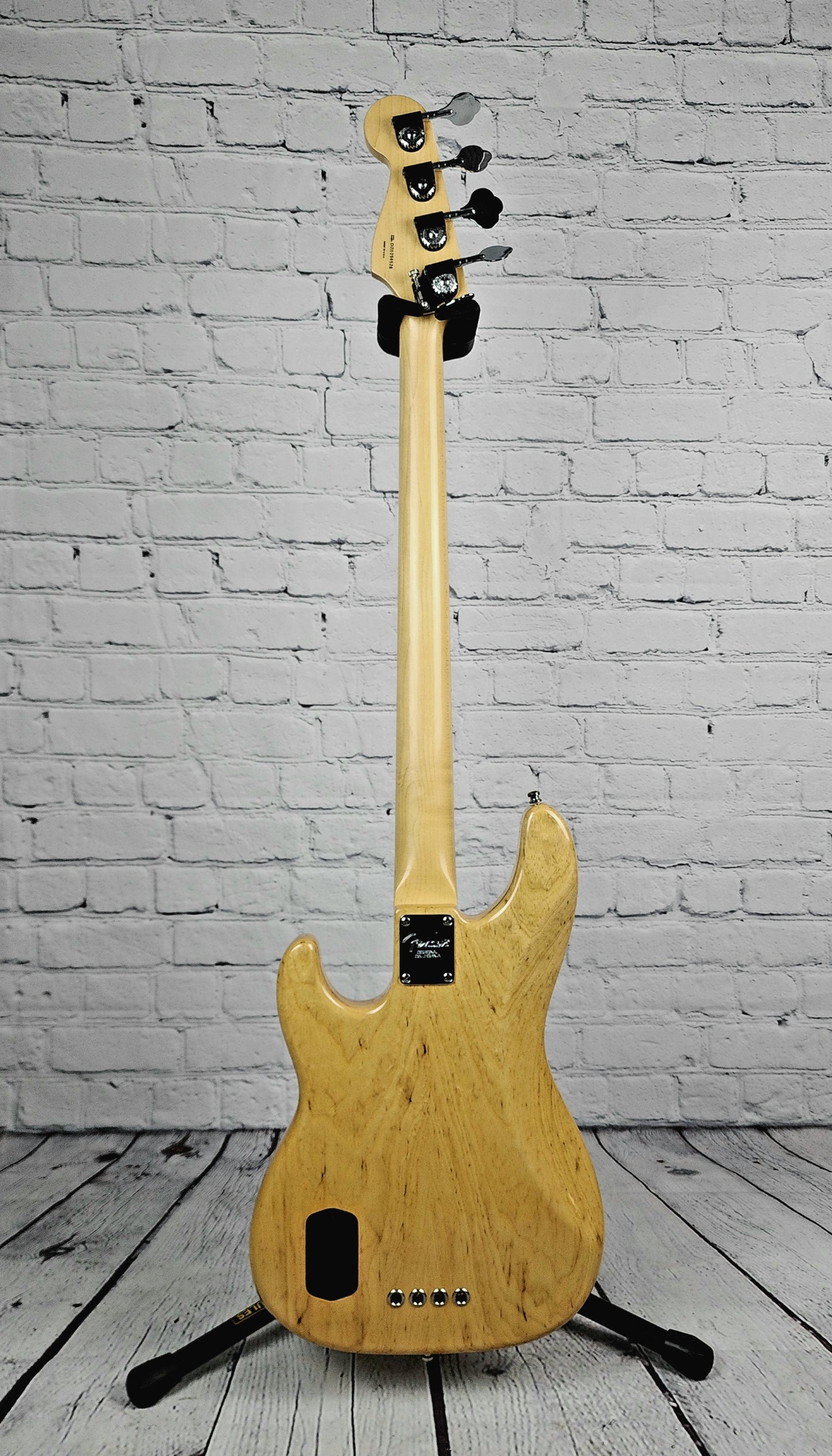 USED Fender American Deluxe Precision 4 String Bass PH Natural Ash 2002