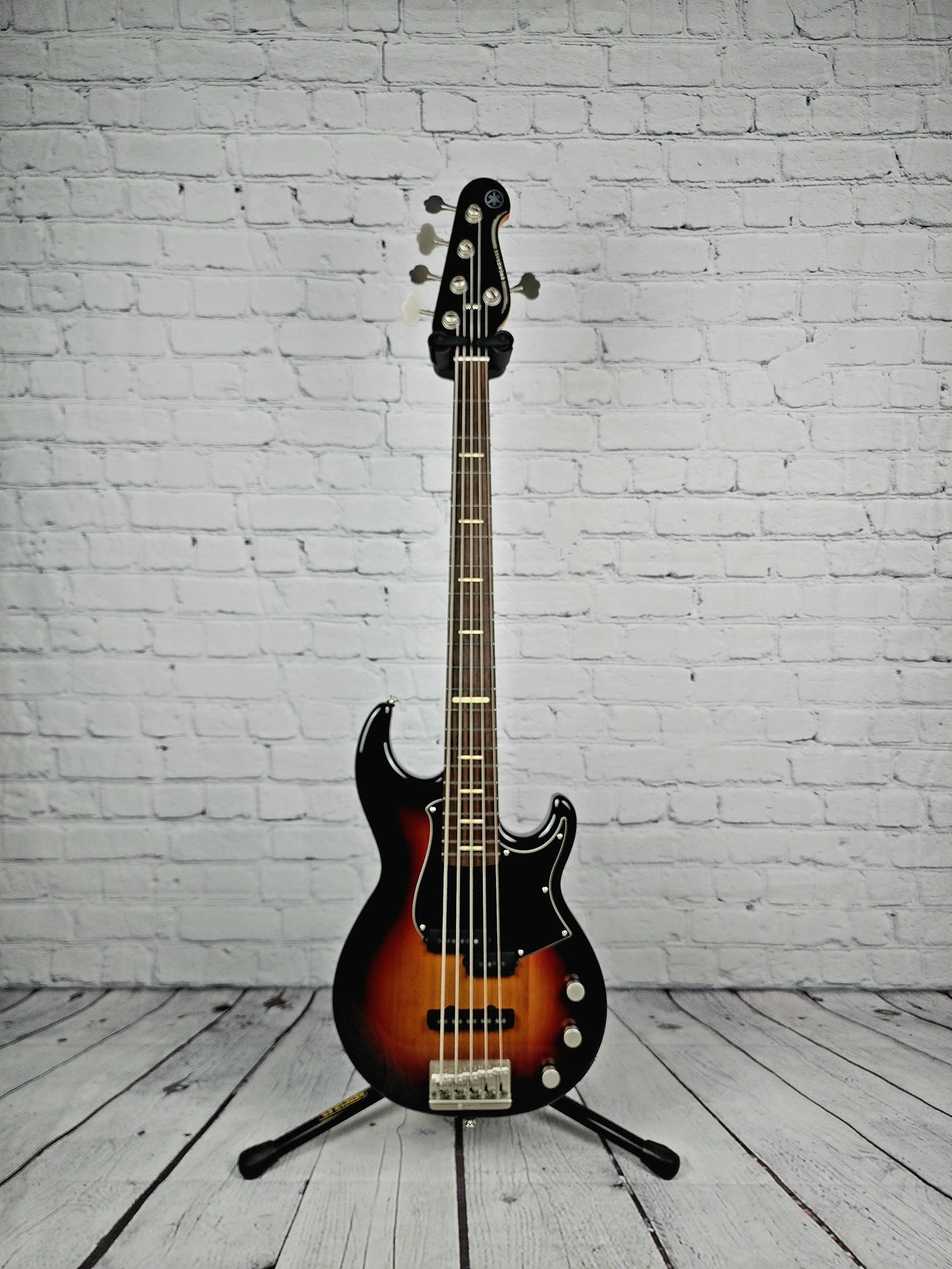 Yamaha BBP35 VS Professional 5 String Bass Guitar Vintage Sunburst Japan