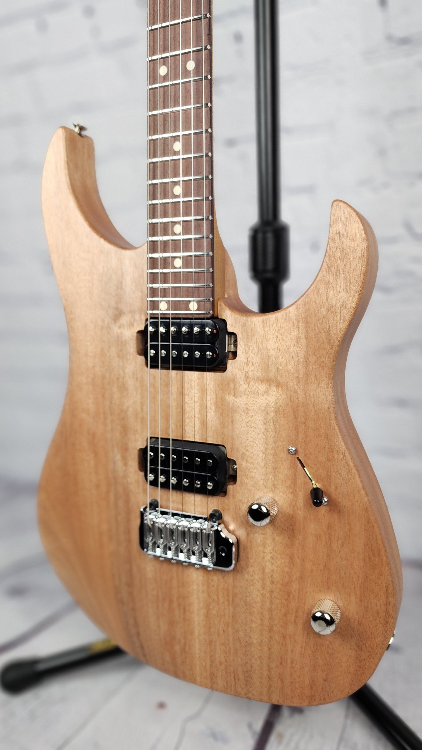 LSL Instruments XT4 One Series Limited Okoume Satin Natural