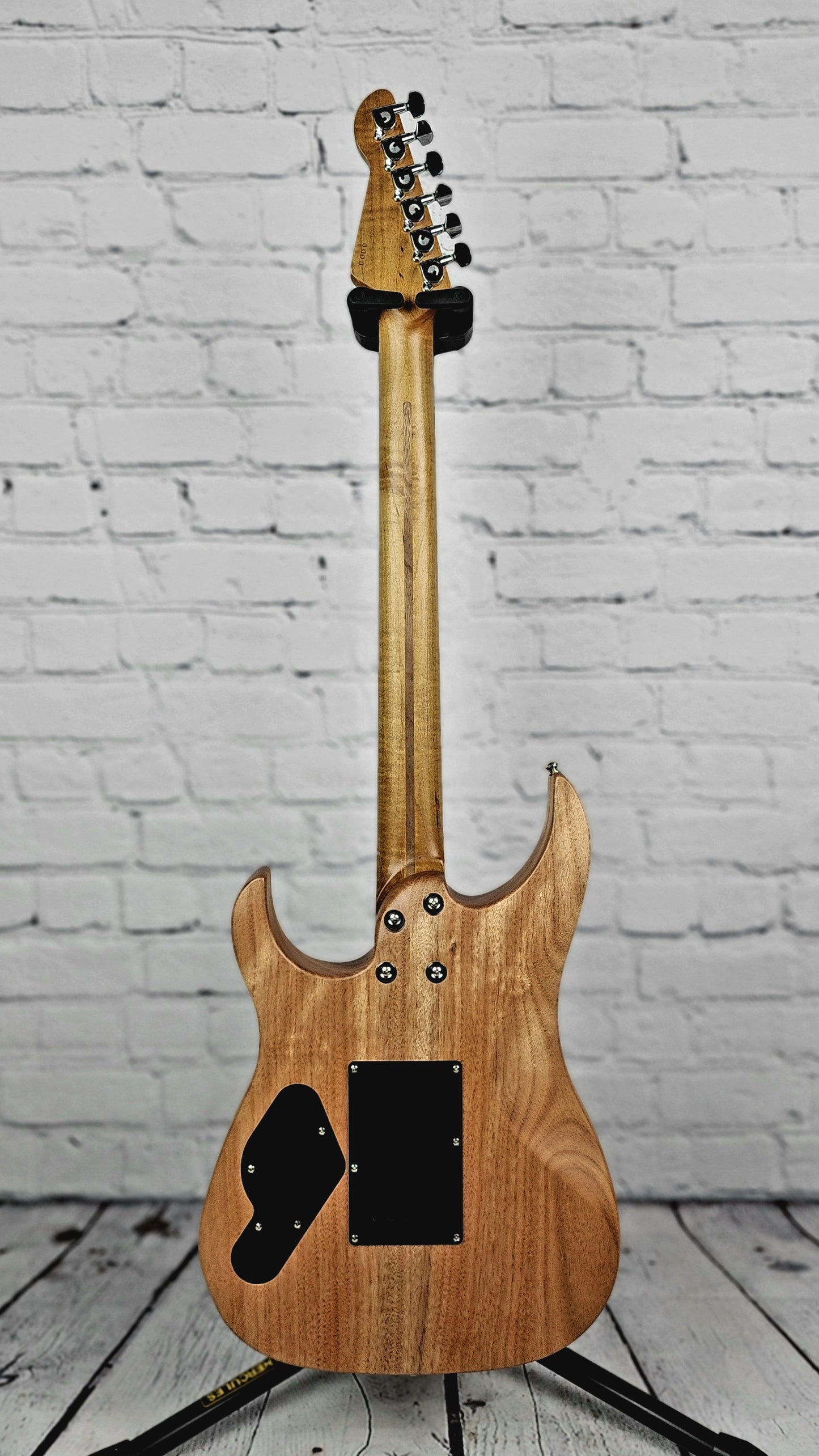 LSL Instruments XT4 One Series Limited Okoume Satin Natural