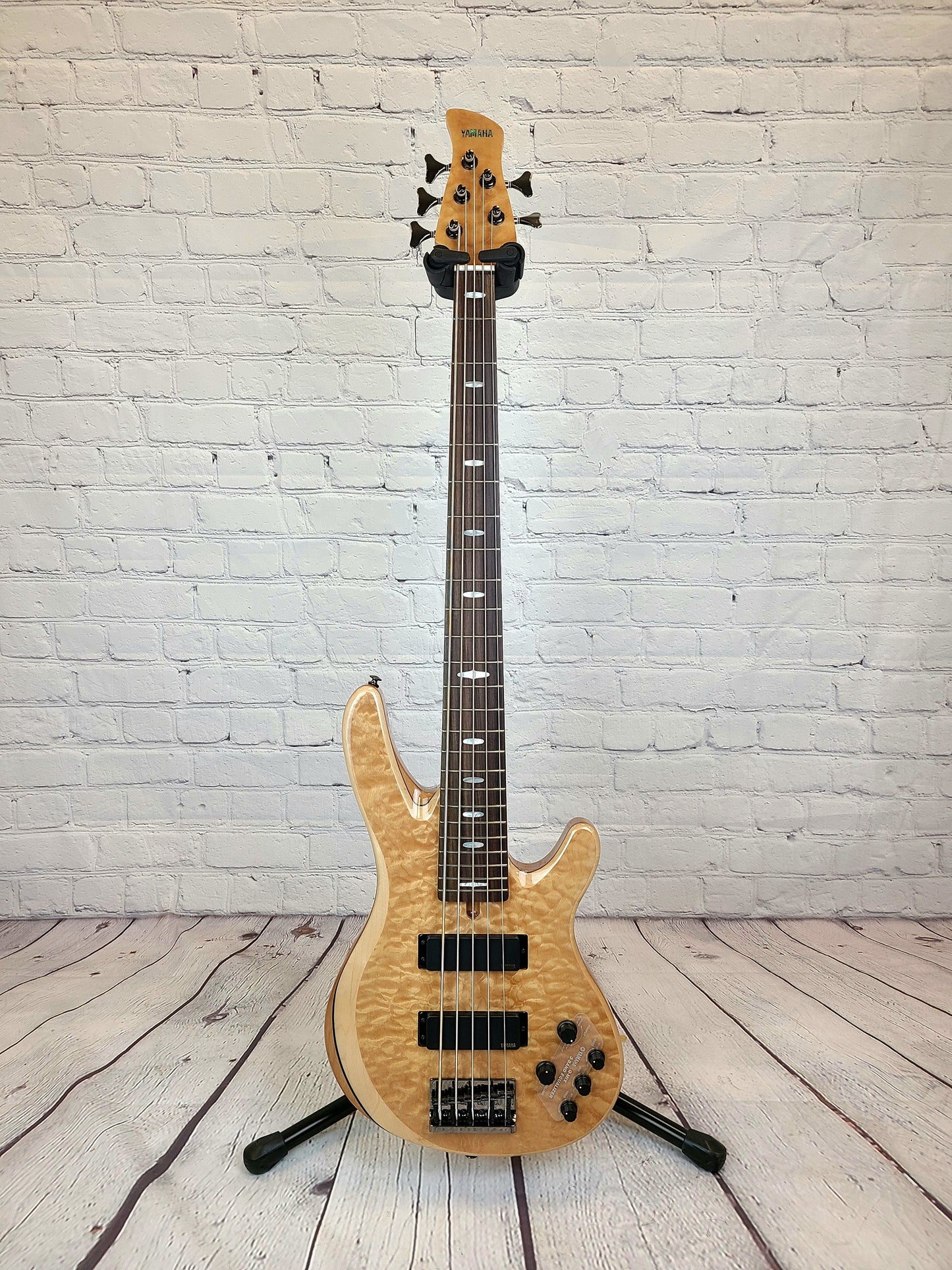USED Yamaha TRB1005J NT 5 String Electric Bass Guitar Natural Quilt