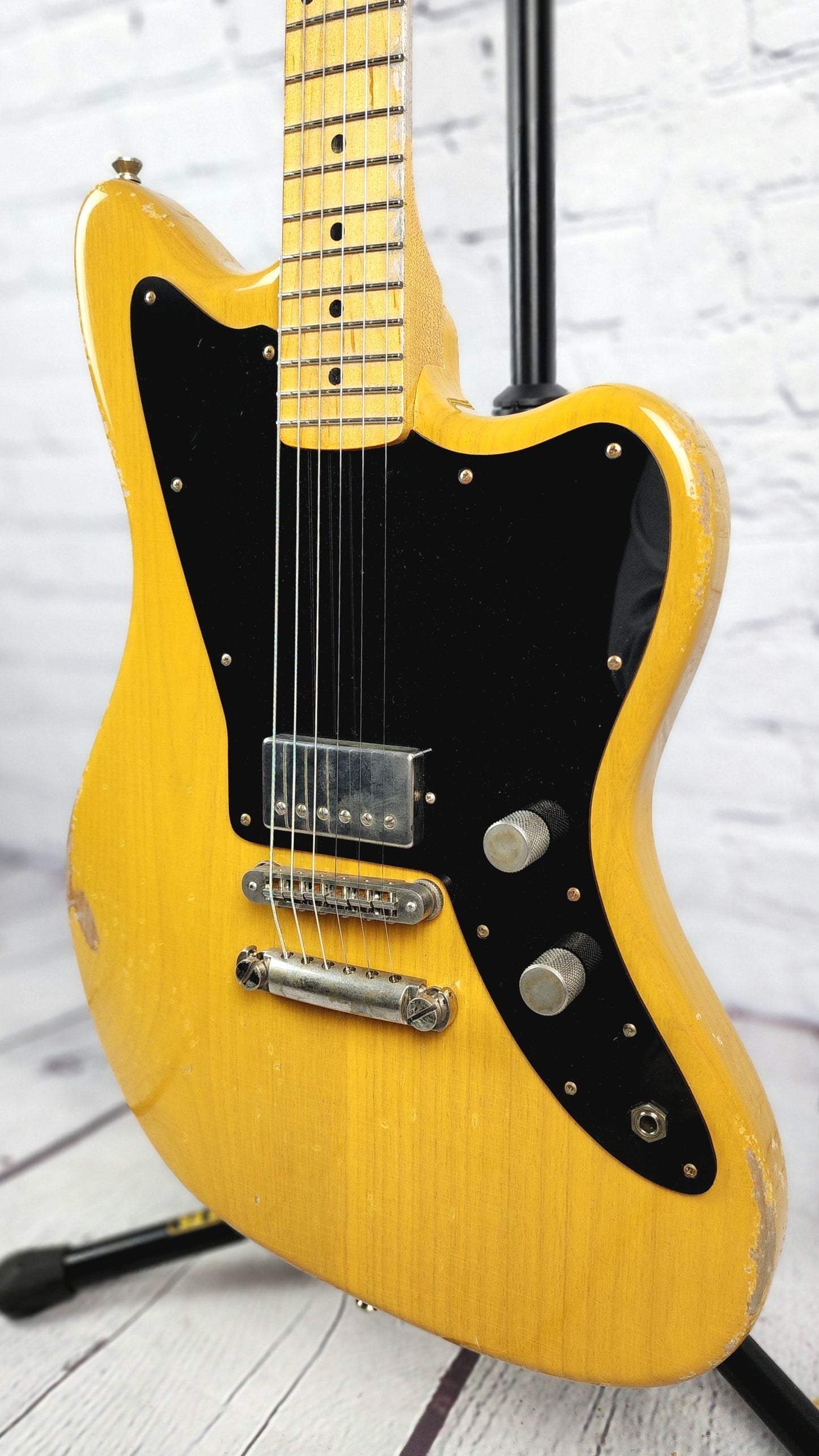 Fano Guitars JM6 Oltre 6 String Electric Guitar Butterscotch Blonde Black Pickguard Lollar Imperial