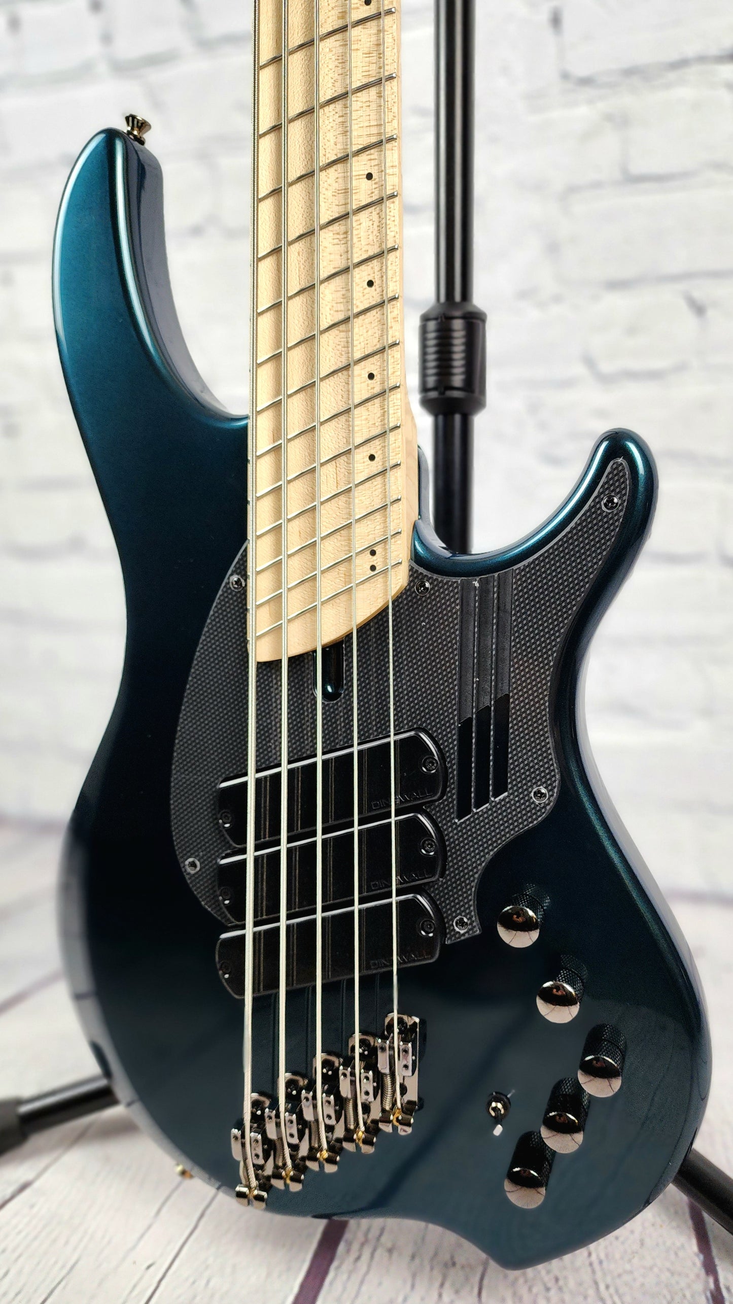 Dingwall NG3 Nolly 5 String Nolly Bass Guitar Black Forest Green