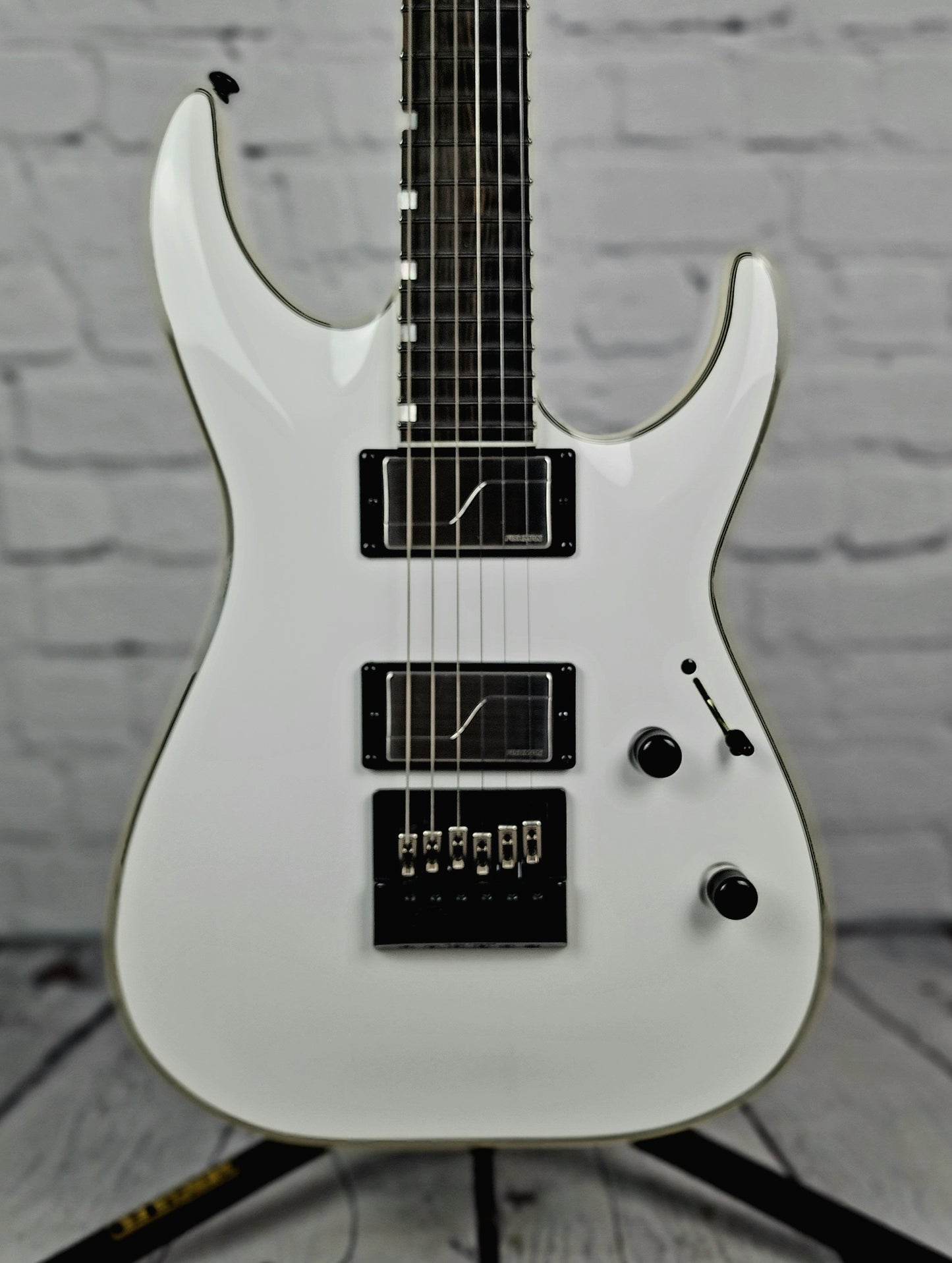 USED ESP LTD Deluxe MH-1000 Evertune 6 String Electric Guitar Snow White