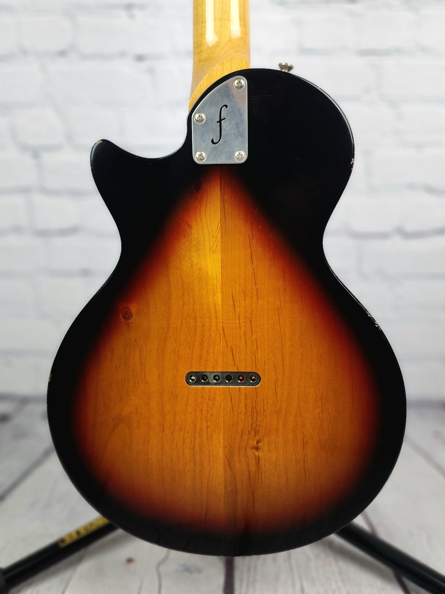 Fano Guitars SP6 Oltre Single Cut Electric Guitar Medium Distress 3 Tone Sunburst