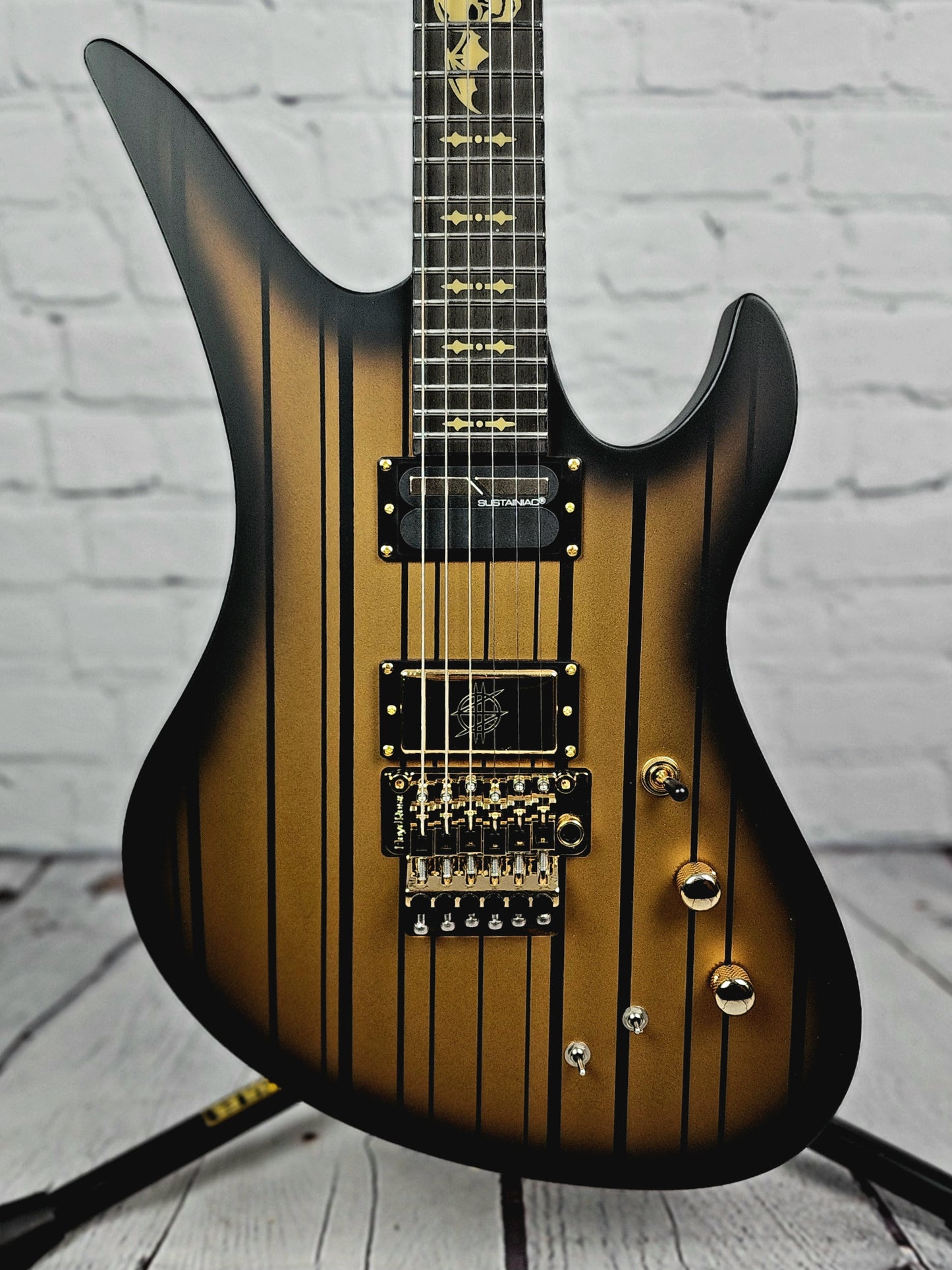 Schecter Artist Series Synyster Gates Custom 6 String Electric Guitar Satin Gold Burst