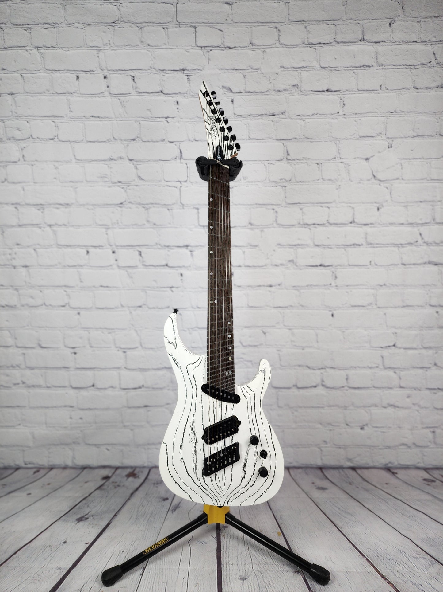 Ormsby Guitars SX GTR 7 String Electric Guitar White/Black Exposed Grain Ash