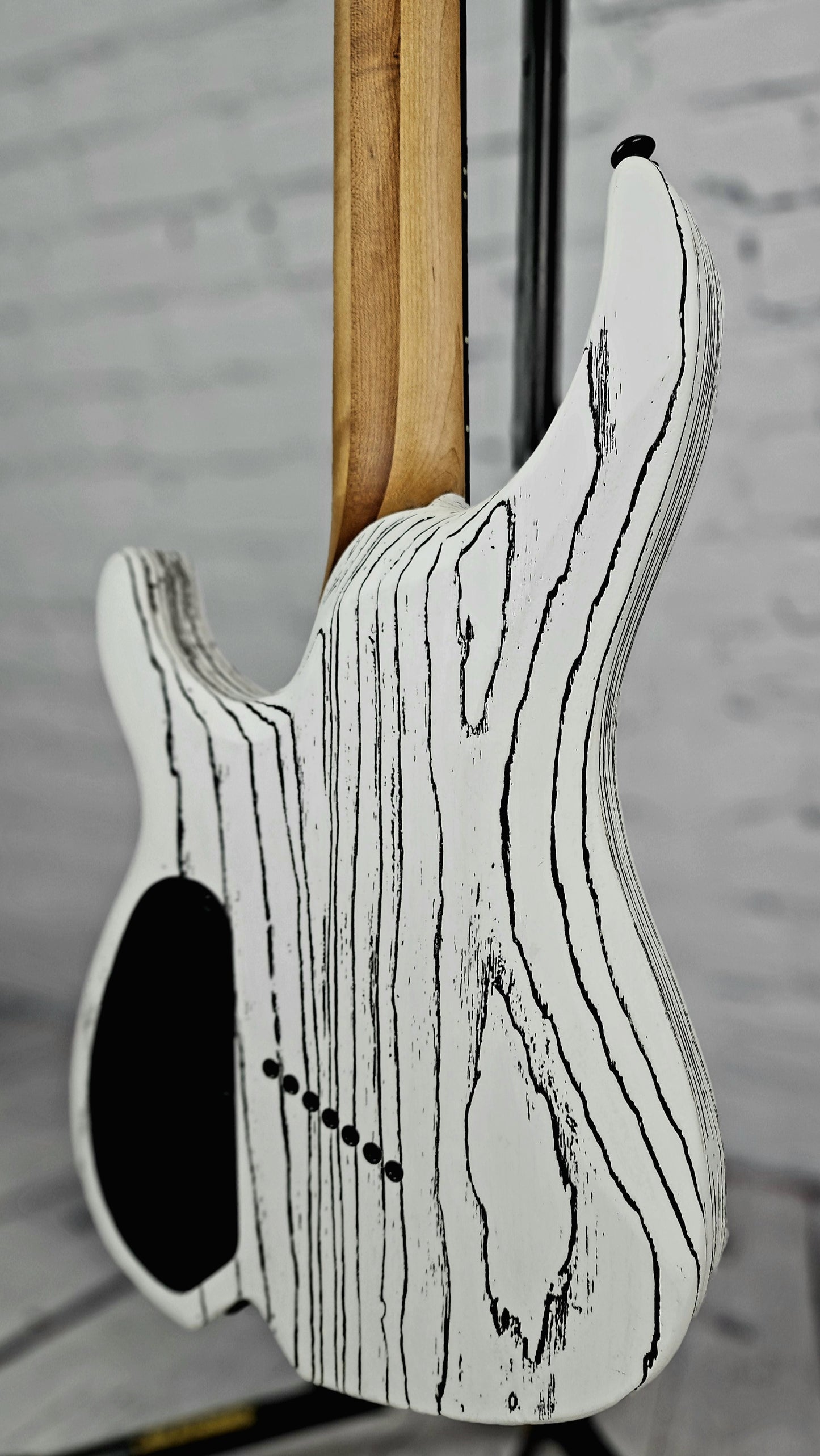 Ormsby Guitars SX GTR 7 String Electric Guitar White/Black Exposed Grain Ash