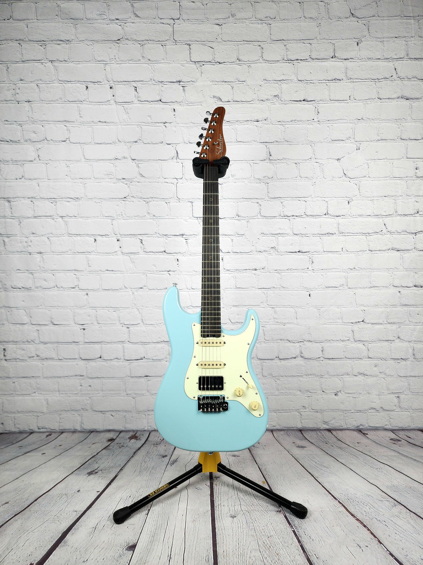 Schecter Guitars Nick Johnston Traditional HSS Electric Guitar Atomic Frost