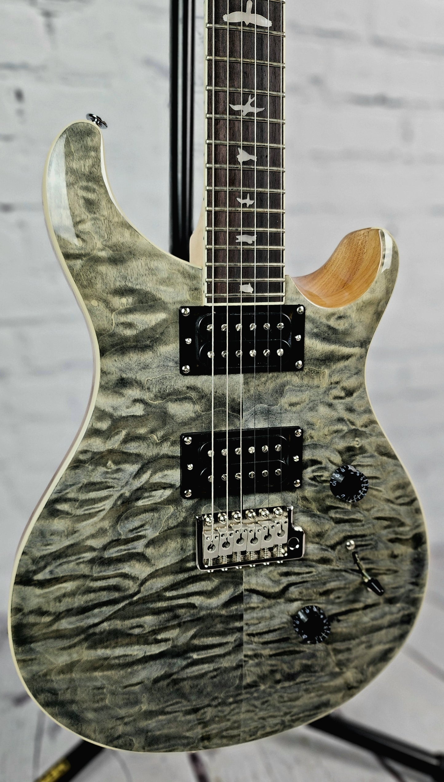 Paul Reed Smith PRS SE Custom 24 Quilt Electric Guitar Charcoal