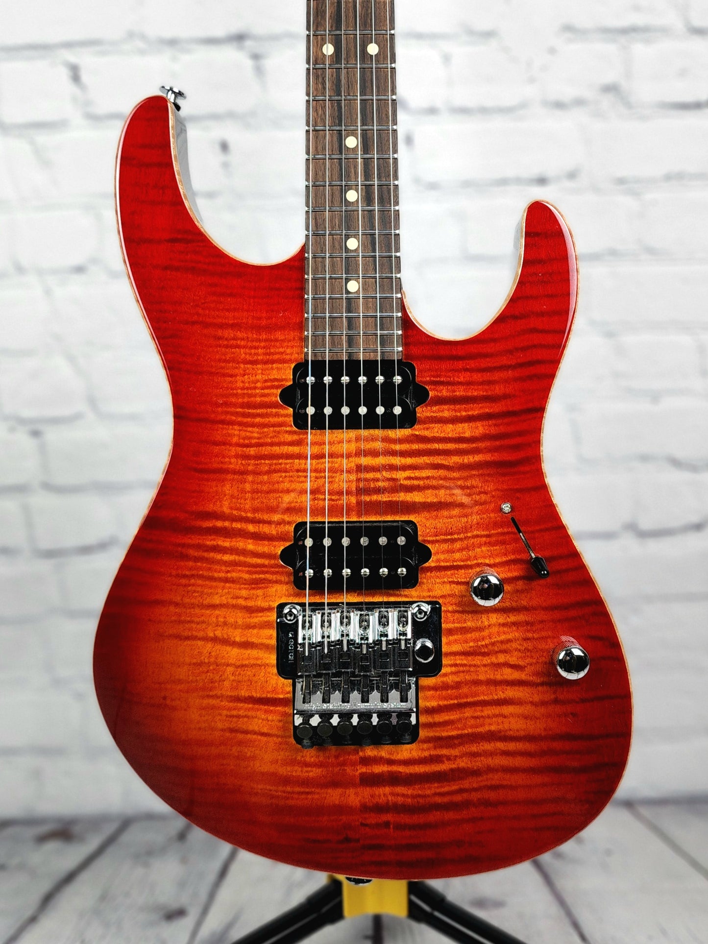 USED Suhr Modern Pro HH 6 String Electric Guitar Floyd Rose Fireburst