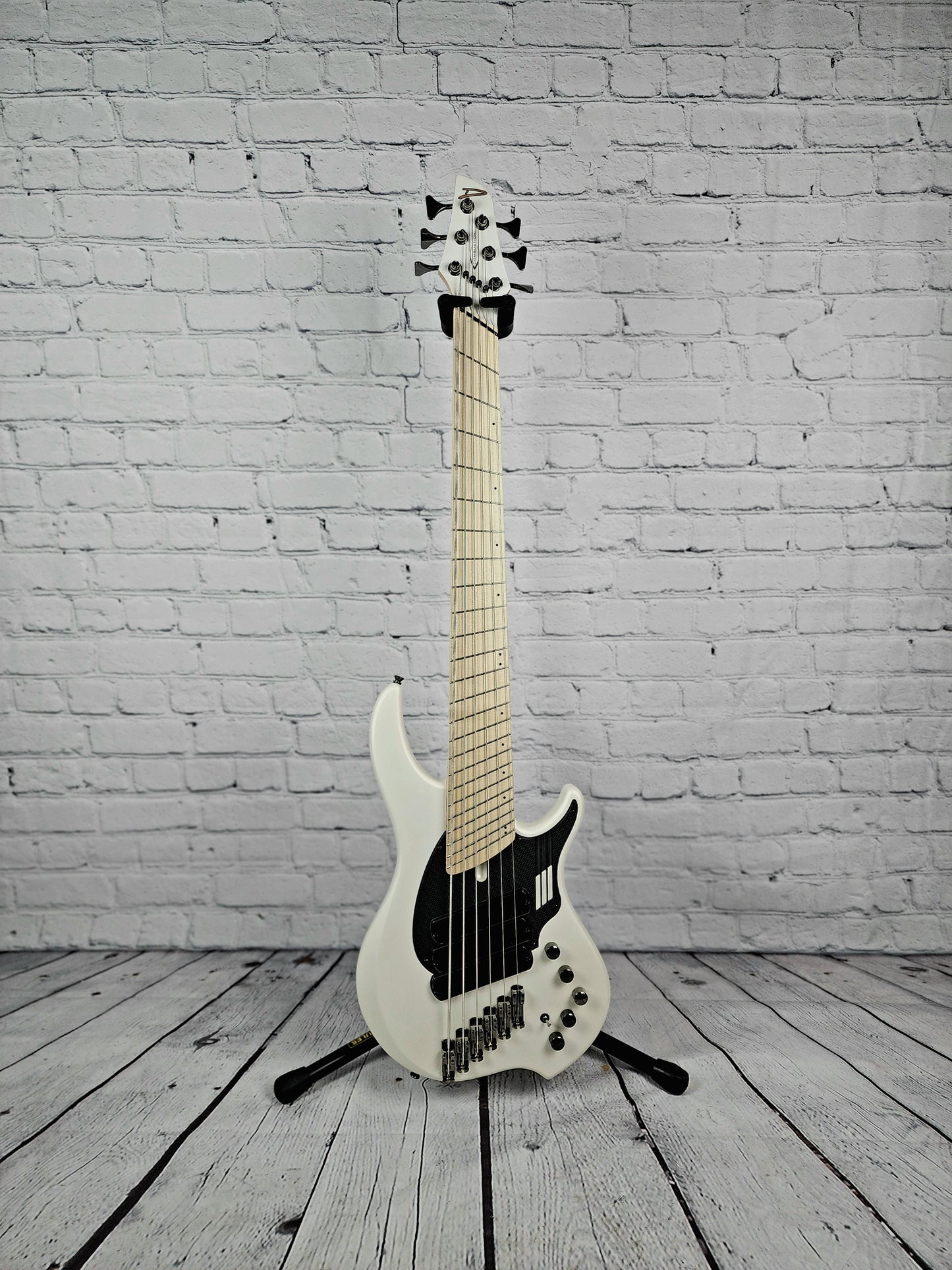 Dingwall NG3 6 String Nolly Bass Guitar Ducati White