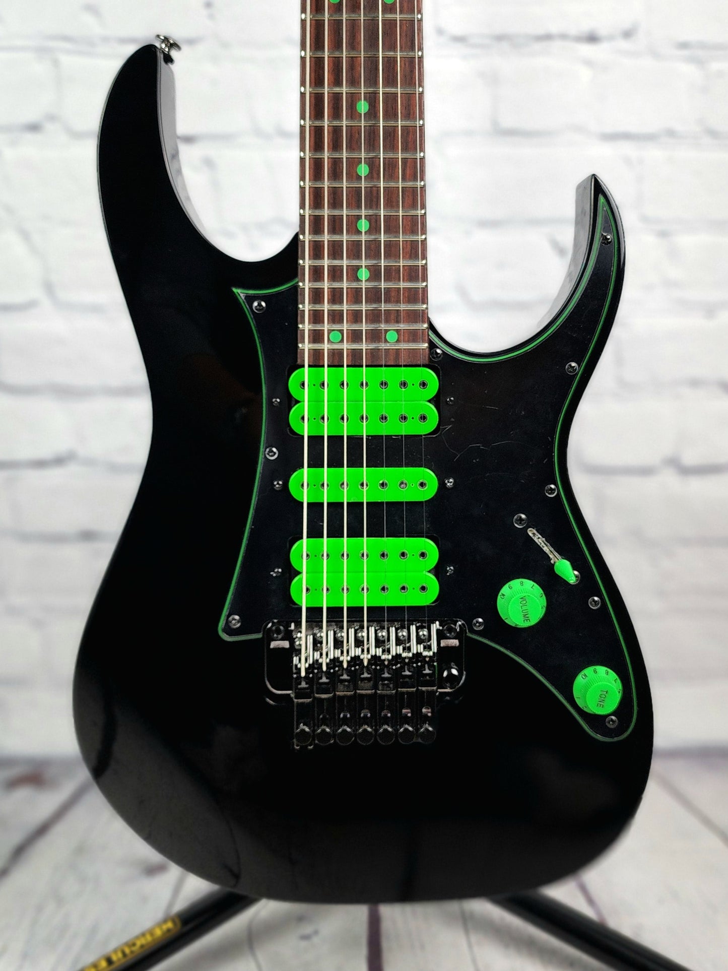 Ibanez Premium Universe UV70P BK 7 String Electric Guitar Gloss Black