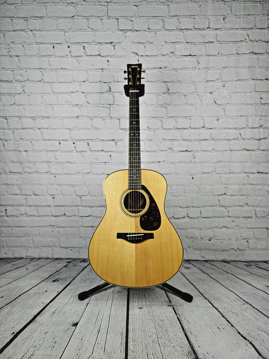 Yamaha LL26 ARE II 6 String Dreadnaught Acoustic Guitar