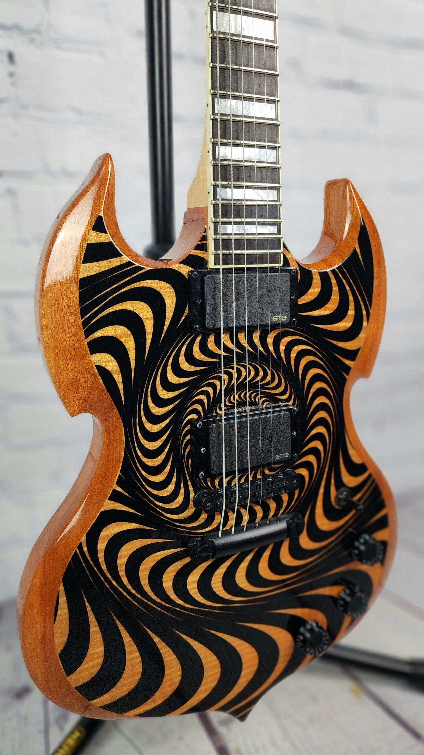 USED Wylde Audio Barbarian 6 String Electric Guitar Psychic Bullseye Rawtop