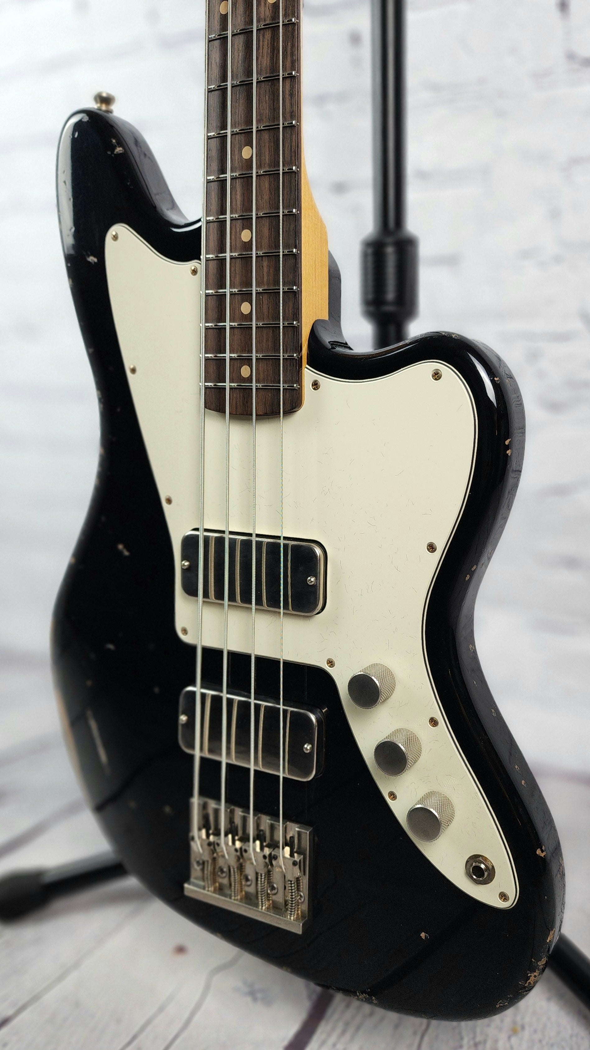 Fano Guitars JM4 Oltre 4 String Bass Guitar Medium Distress Bull Black ...