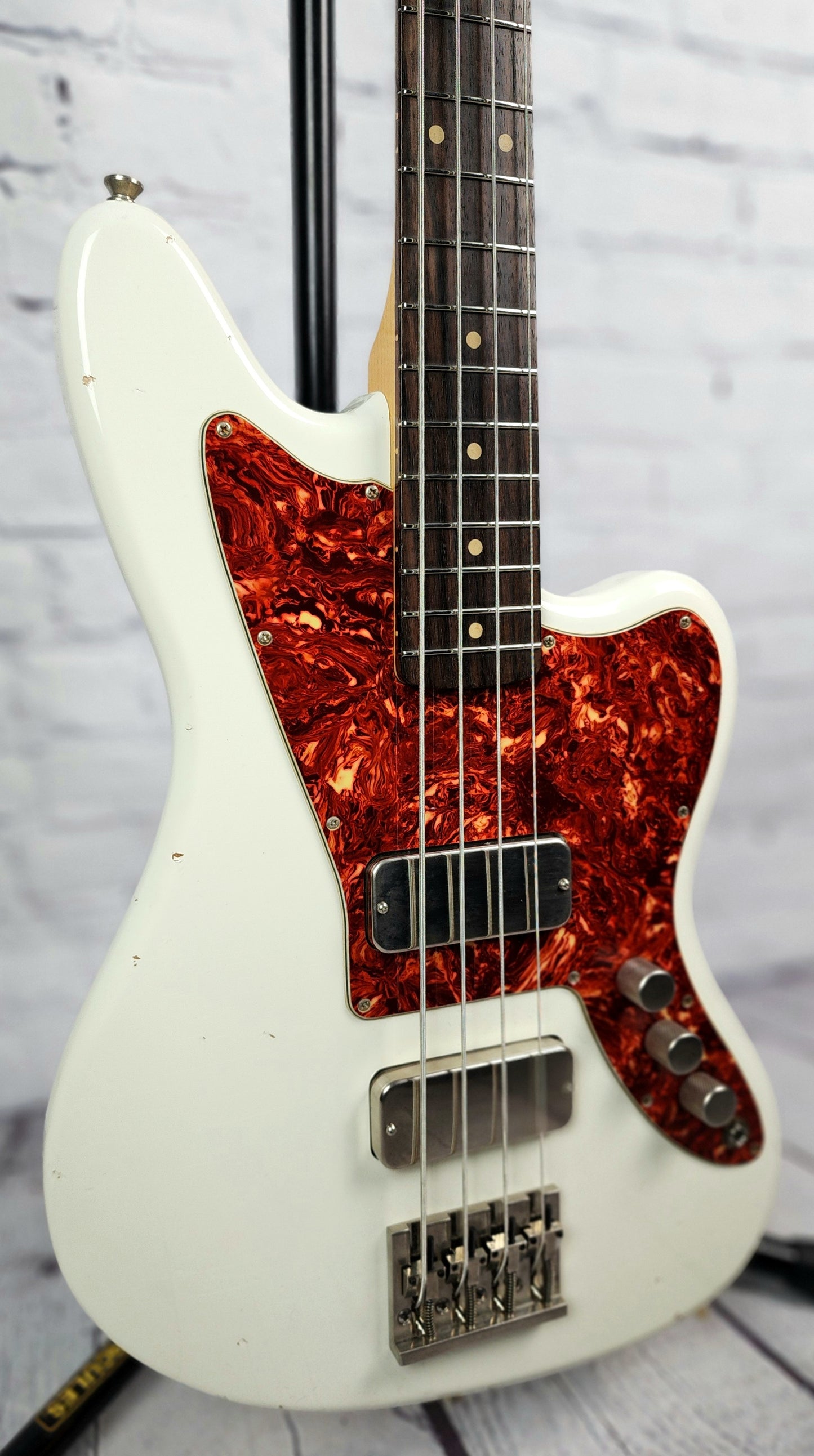 Fano Guitars JM4 Oltre 4 String Bass Guitar Light Distress Olympic White