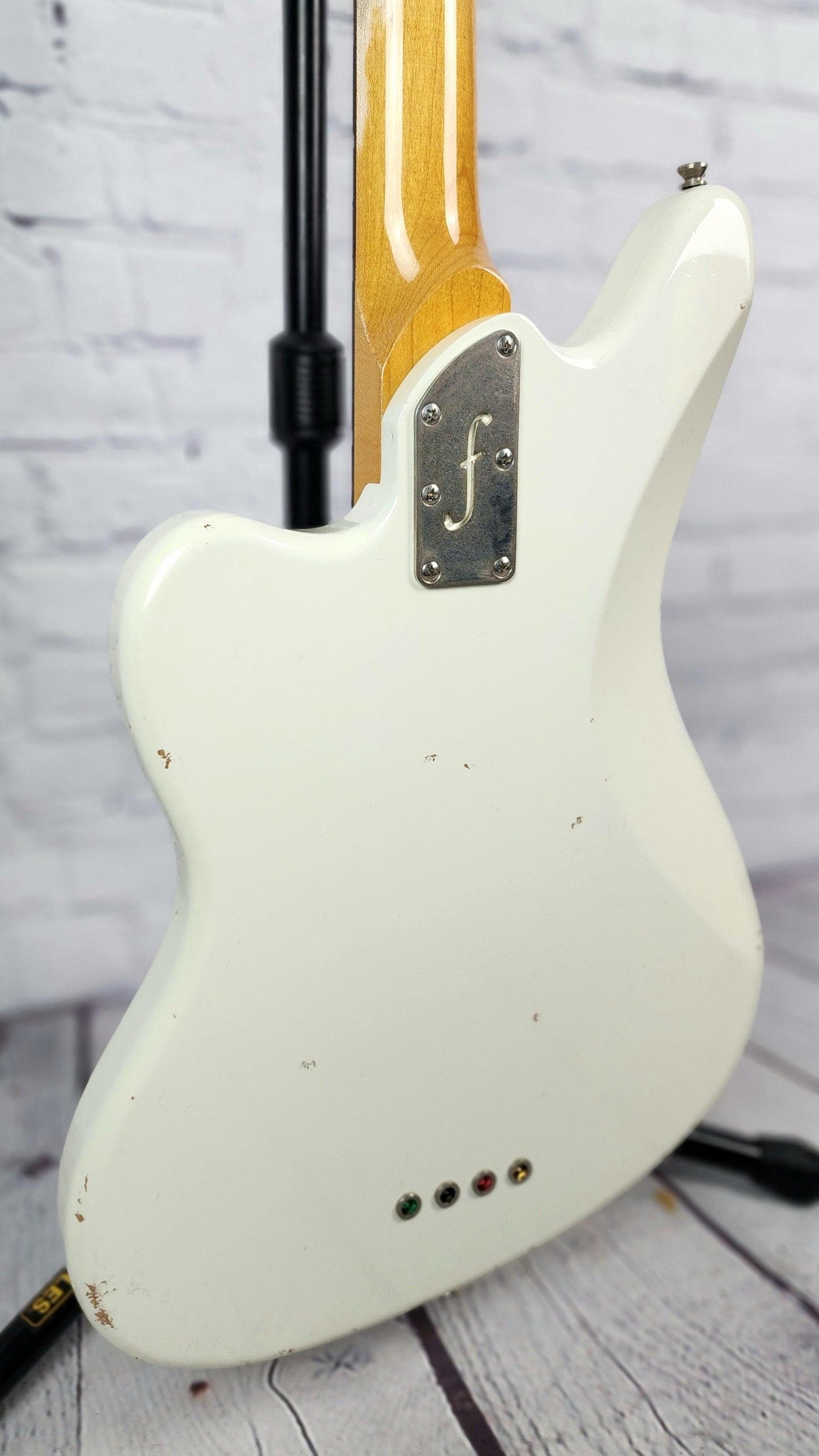 Fano Guitars JM4 Oltre 4 String Bass Guitar Light Distress Olympic White